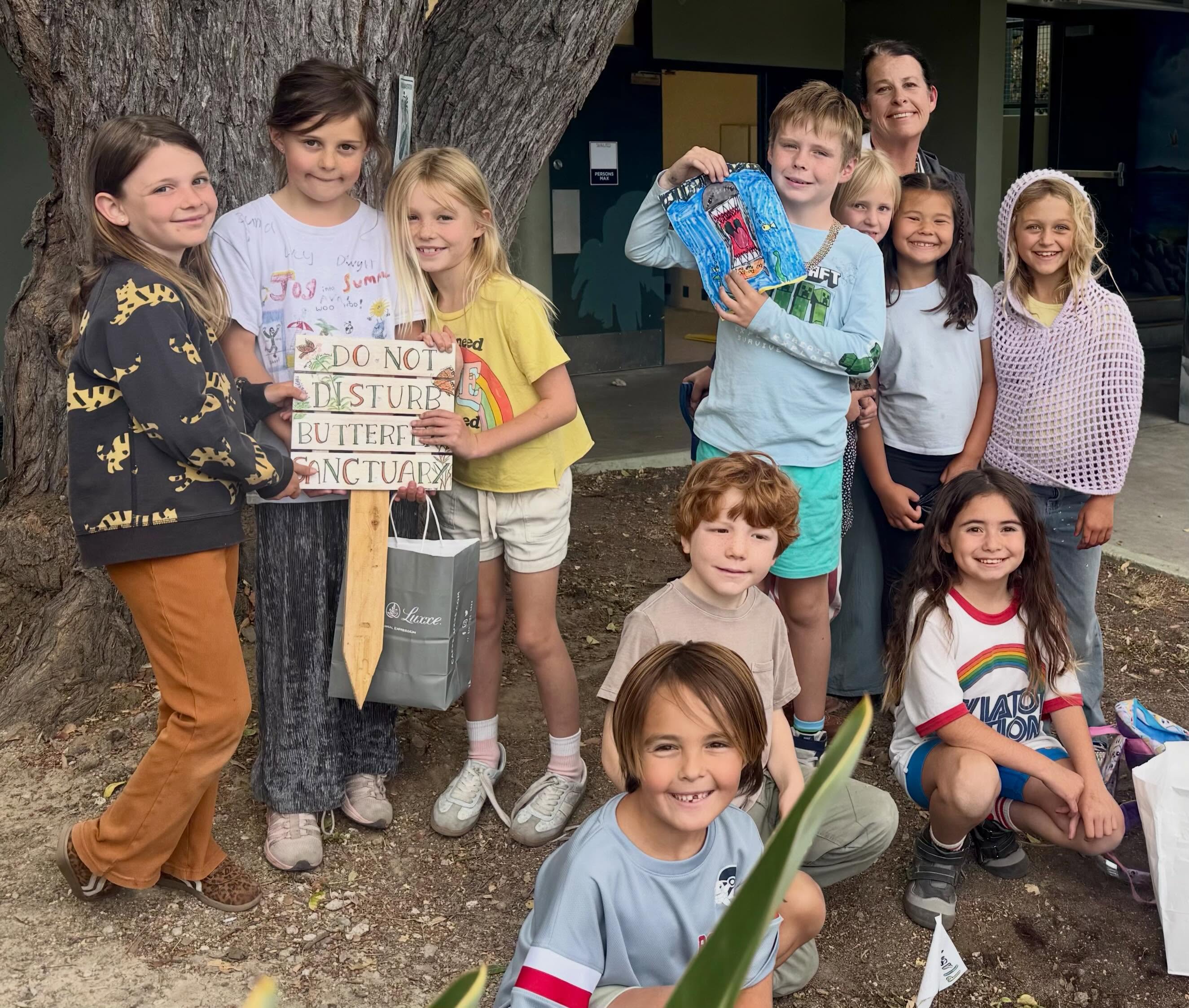 MES Junior Naturalists finish their six week session with reflections of an amazing journey through nature and dedicating a butterfly sanctuary on our beautiful campus. Ms. Vicki is already planning and looking forward to celebrating autumn 🍂 in another Junior Naturalists course in the fall!