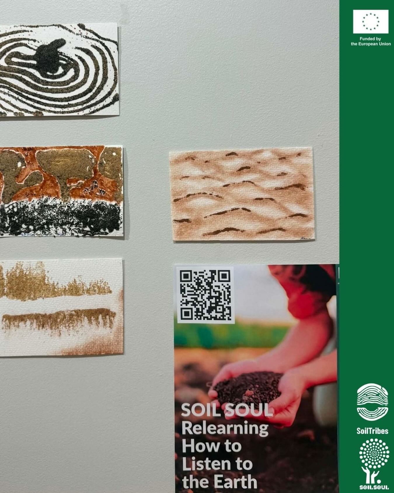 🌱For the past six months, “Soil Soul” 💚project has been teaching us something simple yet often forgotten: how to listen to the Earth — not only with our minds, but with our hands, our senses, and our hearts.
Today, we are bringing together the traces of this journey in a new installation:
“SOIL SOUL – Relearning How to Listen to the Earth”
The installation weaves together the results of activities created with more than 🌱🎨100 participants: natural pigments, soil painting, seed balls, beach clean-ups, and creative experiments inspired by the relationship between people and the living landscape around them.
The installation can be visited throughout June and summer at Art Center Caravel @artcentercaravel and ARTHubMadeira 🌱
Thank you @soiltribes @soiltribes and our partners @natural.farm.shizen @natural.farm.shizen and @focoeuropa @focoeuropa for supporting this journey and helping us bring attention to the connection between people, creativity, and the Earth.
#SoilSoul #SoilTribes #artemassociation #artcentercaravel #arthubmadeira