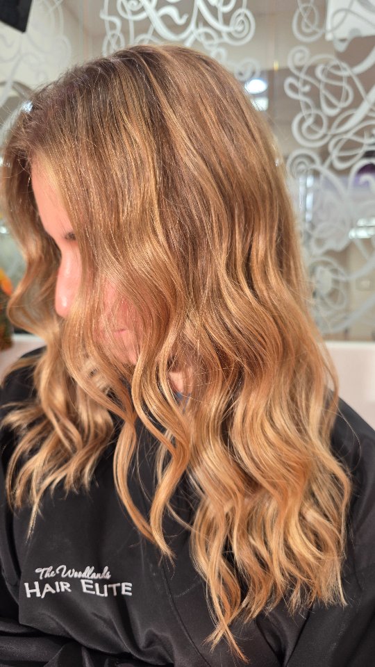✨ Ready for a fresh look? ✨
Whether you're due for a trim, dreaming of a color refresh, or wanting a little self-care, now is the perfect time to book your appointment.
Our schedule fills quickly, and we'd love to help you look and feel your best.
📞 Call us today to reserve your spot before the best appointments are gone!
#TheWoodlandsHairElite #BookNow #TWHE #TheWoodlandsTX #ConroeHairSalon