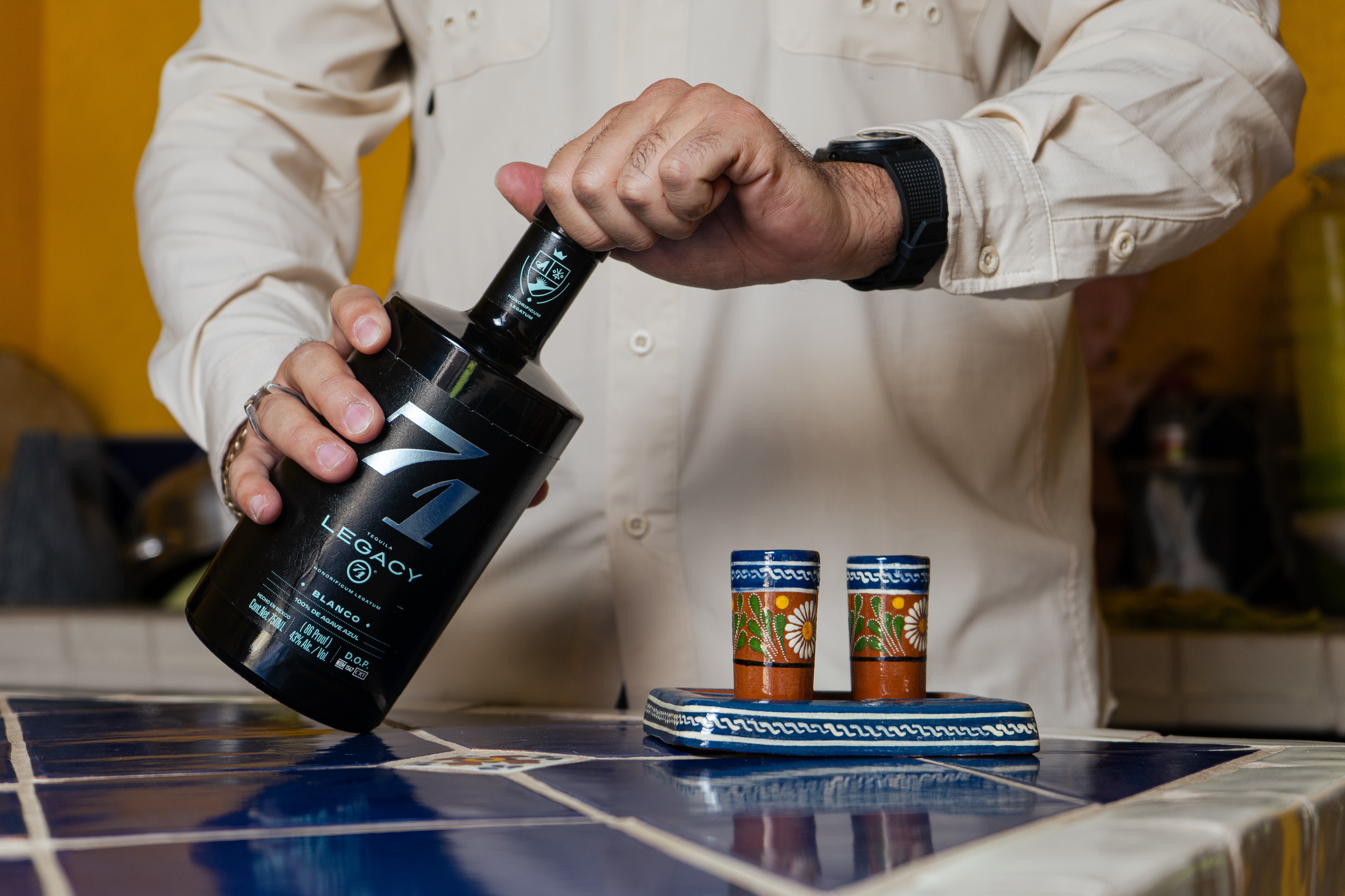 Legacy 71 can now be found at Louies Liquor, surrounded by those who know how to choose well. 😎✨ @louiesliquor
Legacy 71 ya puede encontrarse en Louies Liquor, rodeado de quienes saben elegir bien.
#LA #legacy71 #losangeles #Tequila