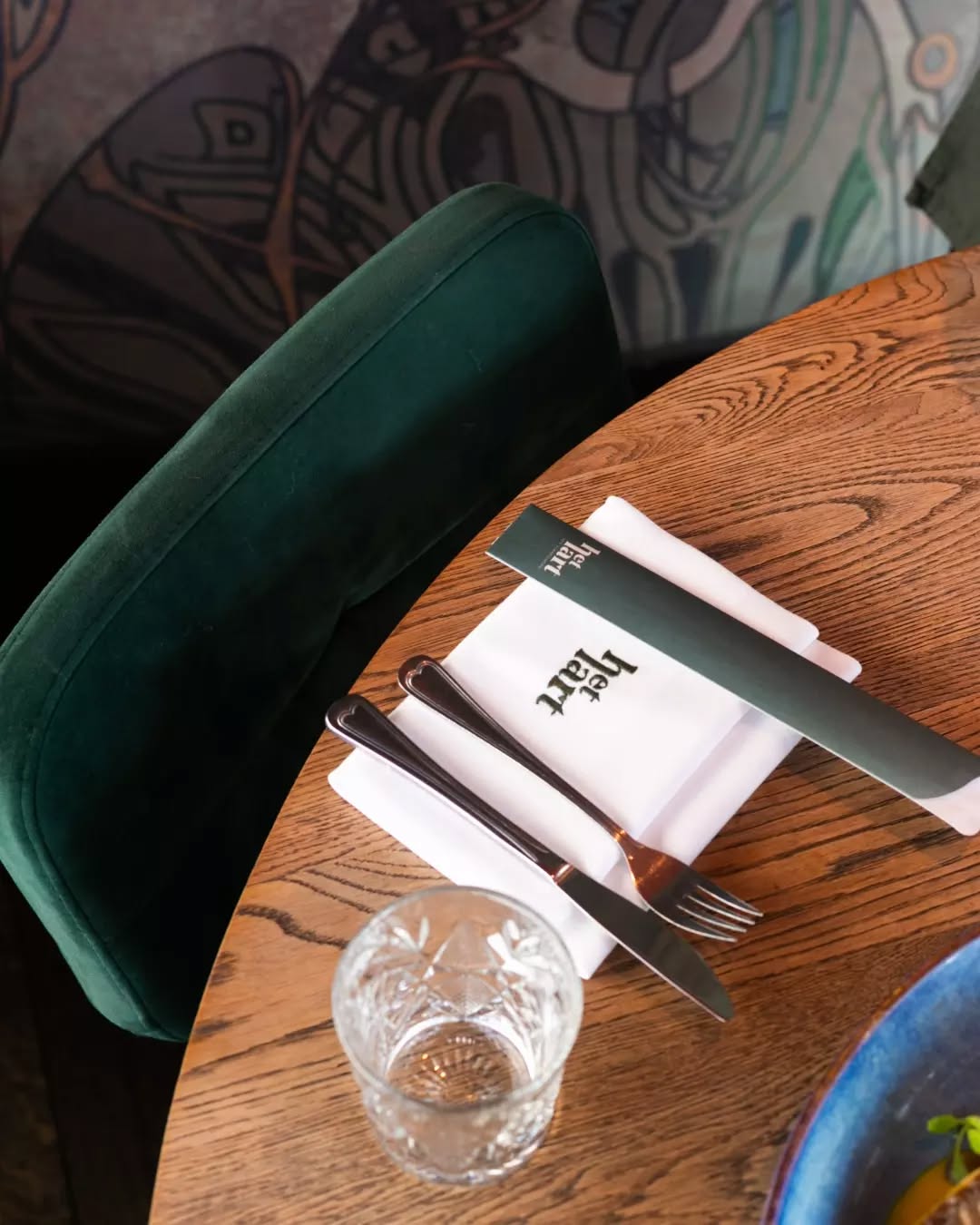 Bites & Share on Monday! Op 22 juni krijg je van ons weer elk 2e sharing gerecht gratis. Dus ook het 4e en het 6e. Tafeltje voor 2 op 22 juni? 💚
#uitetenvlaardingen #hethartvanvlaardingen #vlaardingen #vlaardingenhotspot #vlaardingenfood