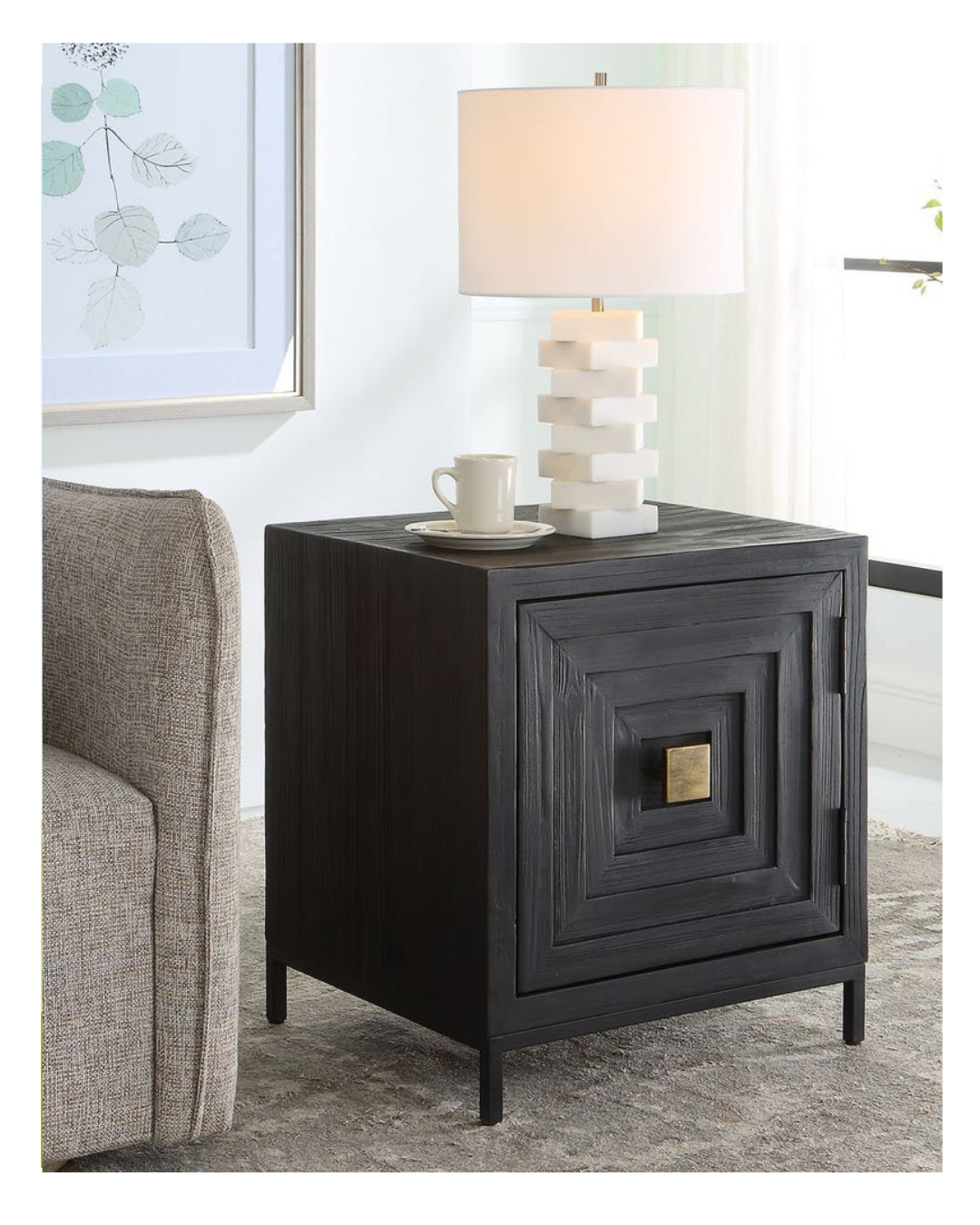 This simple side table with gold hardware is the perfect example of how one beautiful piece can anchor an open concept space and create a polished, decorated look.
Thoughtful furniture selections that tie together the metallic accents really help a home feel intentional, refined, and complete.
#JennyLeeDesigns
#DesignLocal
#DecorIdeas
#HomeDecor
#EverydayDecor