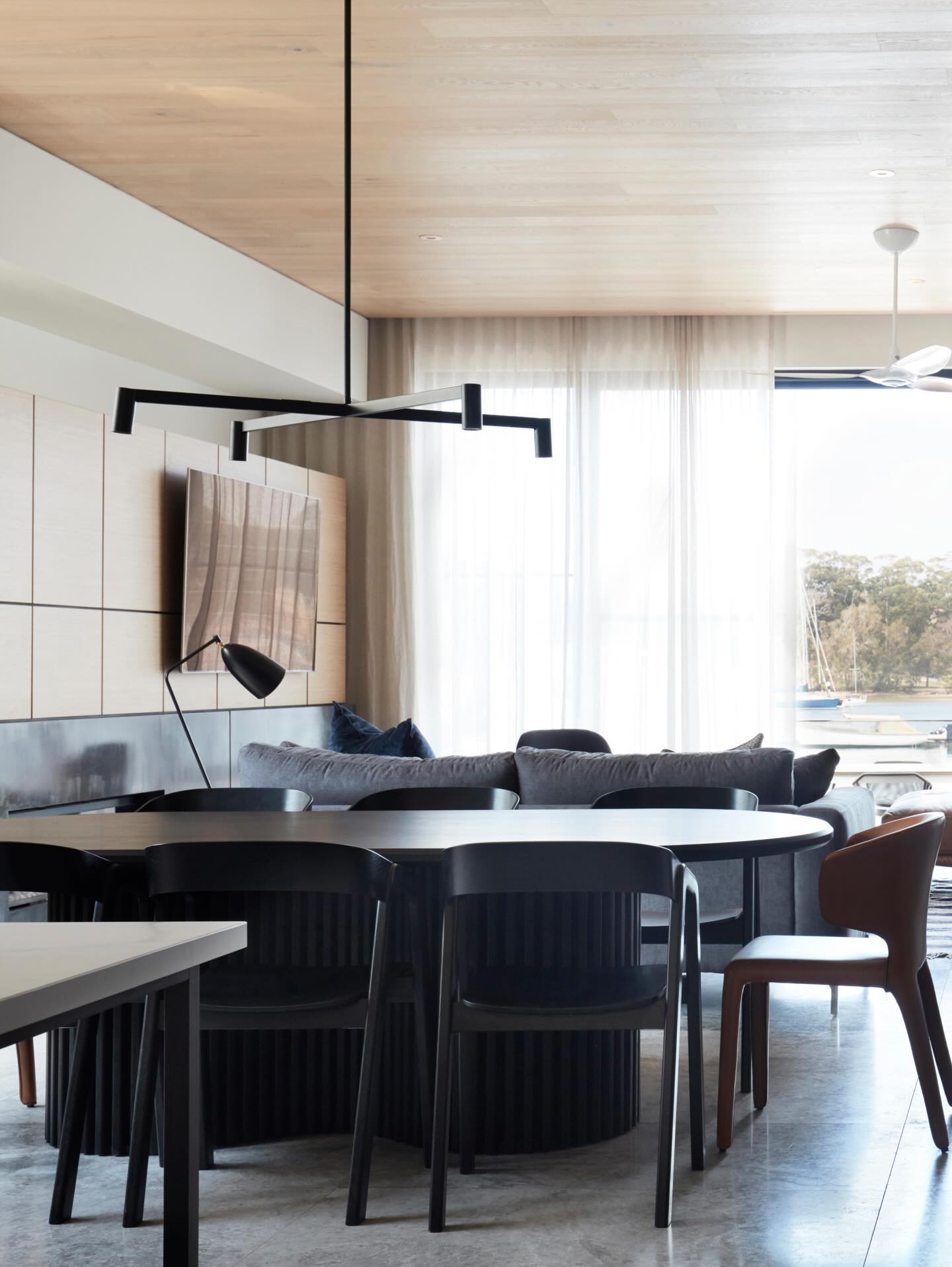The ever striking Allure Project.
A palette committed to contrast and richness and plenty texture. One of the very strategic materials choices we made was to specify a beautiful oak timber for the ceiling, which did wonders to enhance the level of light that entered the living space.