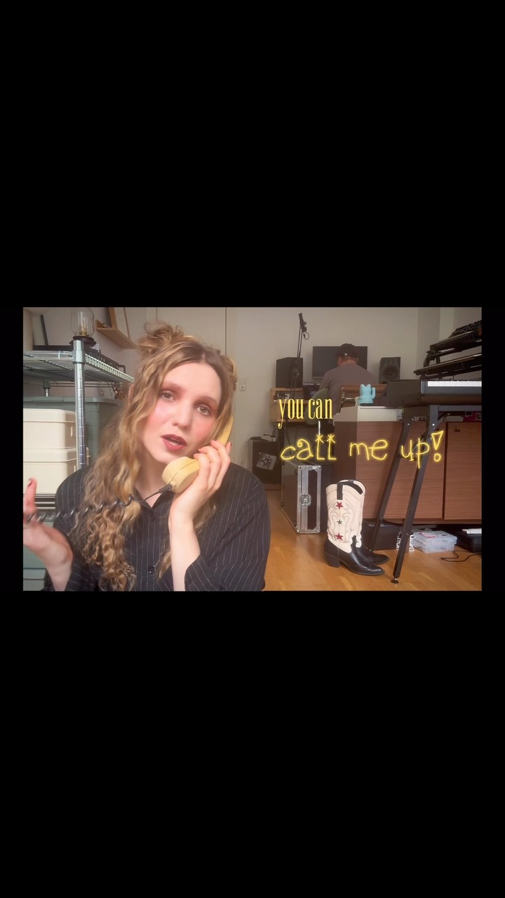 oh hey! almost forgot it’s leaking-the-first-verse-Thursday ☎️
#smallartist #songwriter #newmusic #indiepop