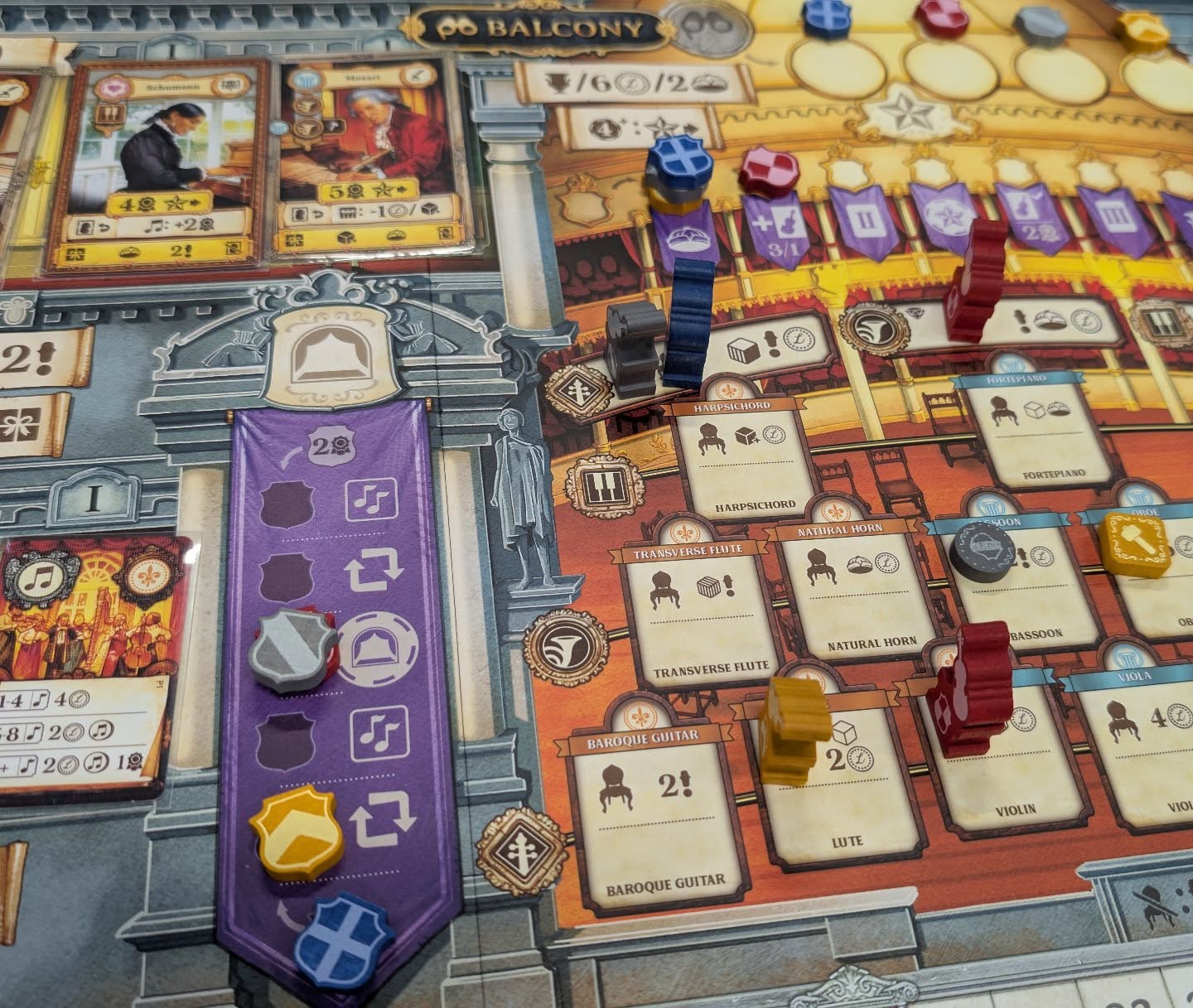 Finally got to play the beautiful Luthier from @paverson at last night's social and I LOVED it.
While my brain was mostly mush from a day of work, I really liked the hidden bidding to determine action order and the volume of actions you can spend workers on each turn. It leads to some great gameplay strategies I'm very keen on experimenting with on replays!
Safe to say, it's been added to my purchases list 😅
#luthier #paversongames #classical #boardgames #tabletopgaming