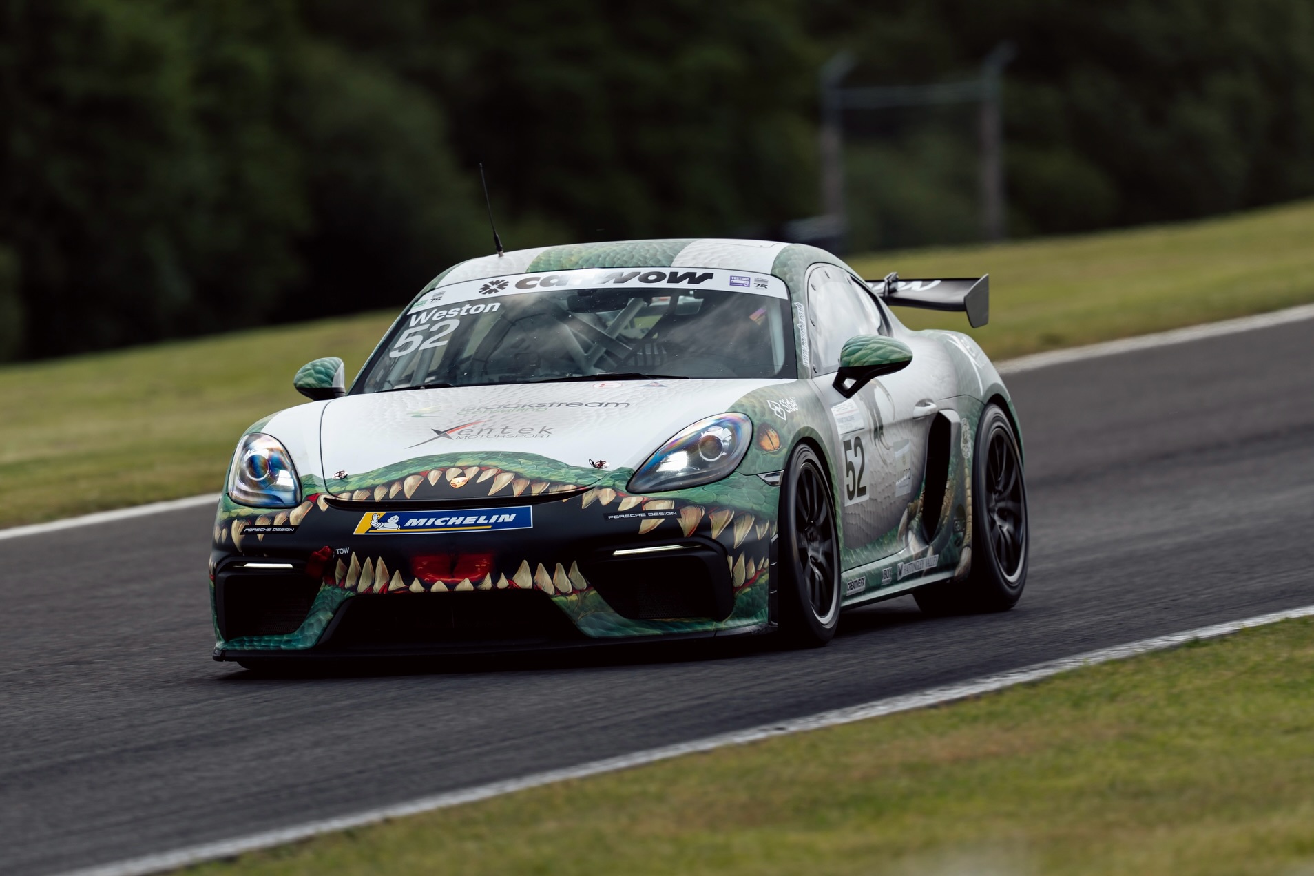 Our Cayman quartet have enjoyed a positive day of running in free practice at Oulton Park!
Strong lap times all round mean we’re feeling confident heading into the weekend 💪
#XentekMotorsport #SprintChallengeGB #Porsche @PorscheRaces_GB @Carwow #Motorsport #BTCC @CraggsEnergy @SamuelHarvey70 @AlisterWeston @JamesSeale_Racing @FelixLiveseyRacing