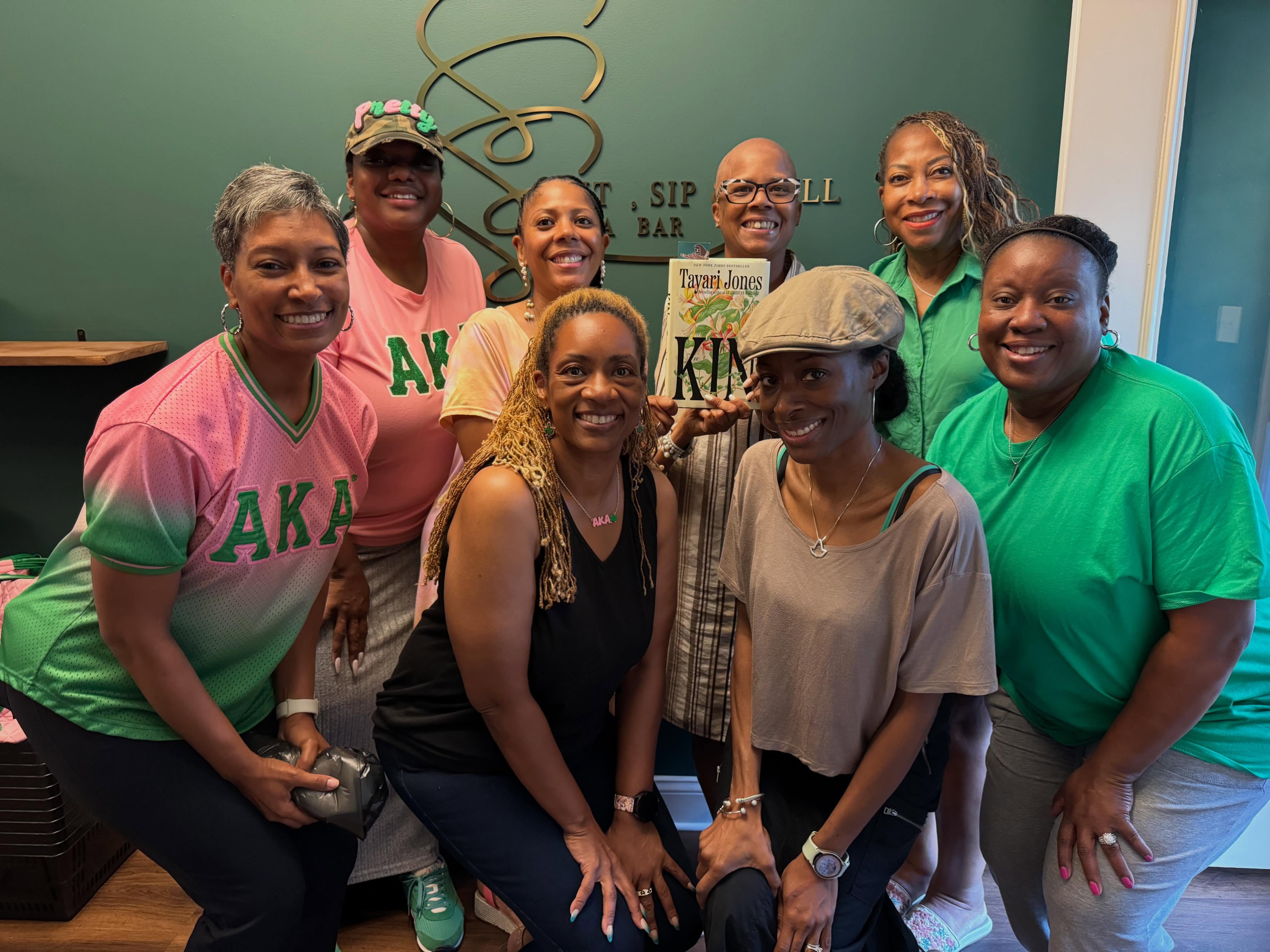 A big thank you to these amazing ladies for choosing to host their monthly book club with us last night. 📚🫖
We loved having you in the space, sharing good conversation, great energy, and plenty of tea. As a growing small business, support like yours means more than you know.
Thank you for spending your evening with us and allowing us to be a part of your community. We can’t wait to welcome you back for the next chapter. 💚🩷