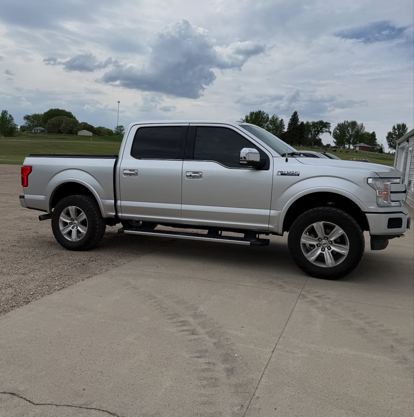 F150 came in for old faded window tint removed and our premium ceramic film installed on the front 2 windows and back glass.
CALL โ๏ธ: 218-731-4653 to book an appointment.
LAKES ELITE DETAIL
1110 N Broadway Pelican Rapids, MN