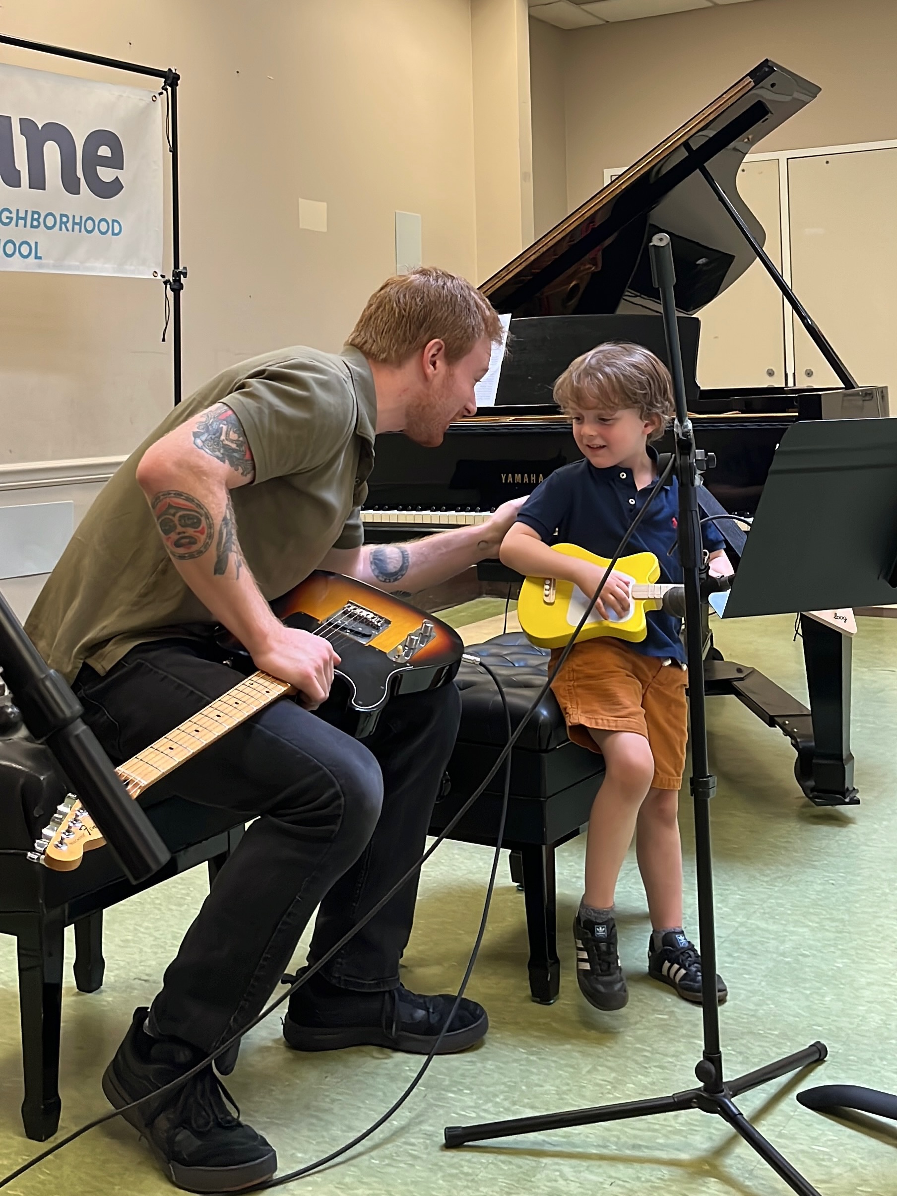 A great performance deserves a great celebration 👏
Congrats to our students who took the stage this weekend, and thank you to our instructors who guided and cheered them on every step of the way 🎶
#intunemaplewood #maplewoodvillagenj #southorangevillage #musicschool #musicrecital