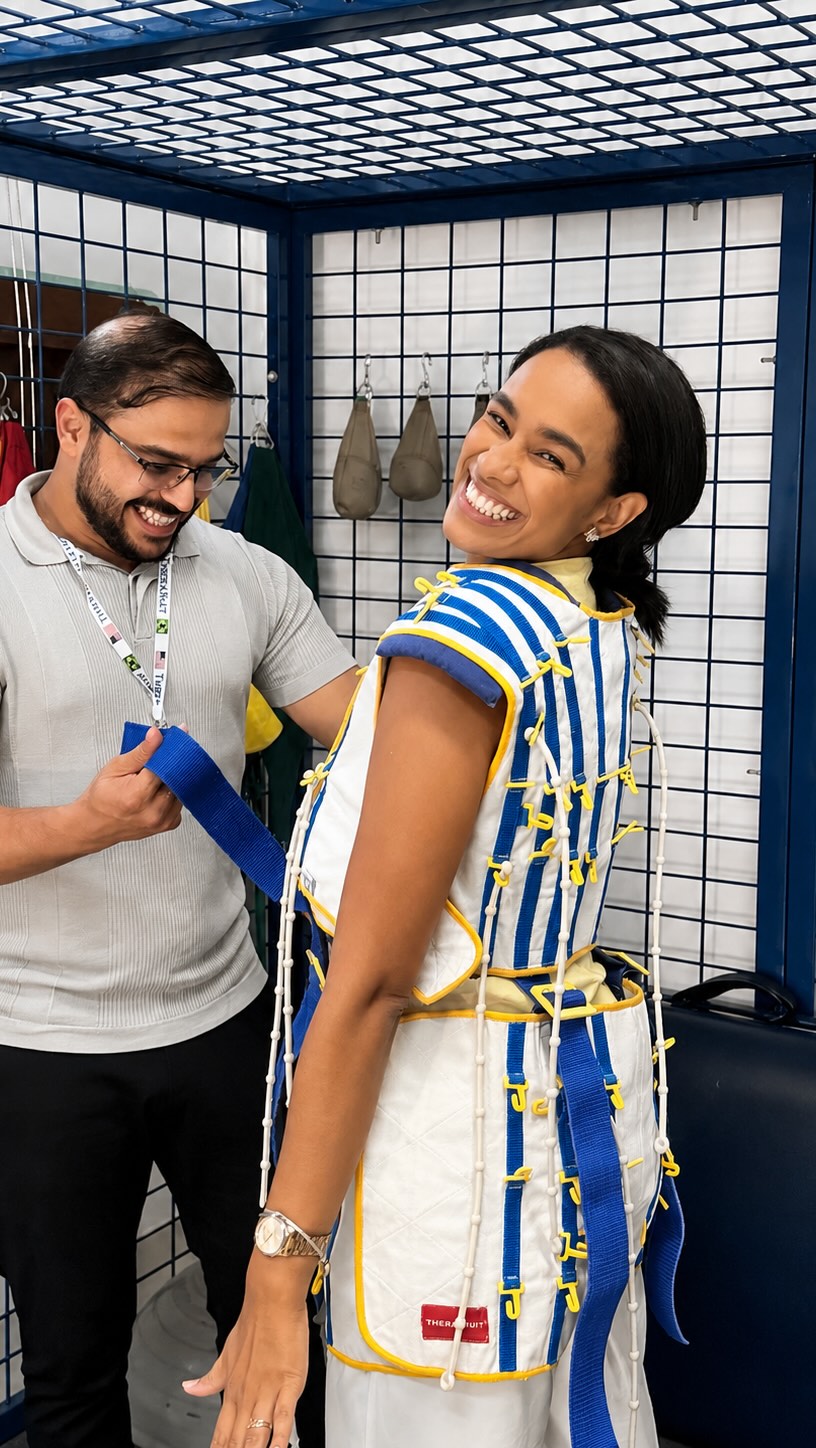 Hoje iniciamos o curso do método TheraSuit aplicado à Fonoaudiologia, um momento de muita troca, conhecimento e novas possibilidades para a prática clínica. 🌟
Cada técnica aprendida carrega propósito, a atualização profissional representa mais recursos, mais funcionalidade e mais caminhos no processo terapêutico.
E não poderíamos começar de forma melhor: com a maravilhosa @afonodotherasuit , que conduz esse aprendizado com tanta excelência, sensibilidade e dedicação. ✨
Seguimos crescendo para oferecer um cuidado cada vez mais completo, integrado e baseado em evolução constante.
#cervimcursos #therasuitnafonoaudiologia #cervim20anos #therasuitmethod