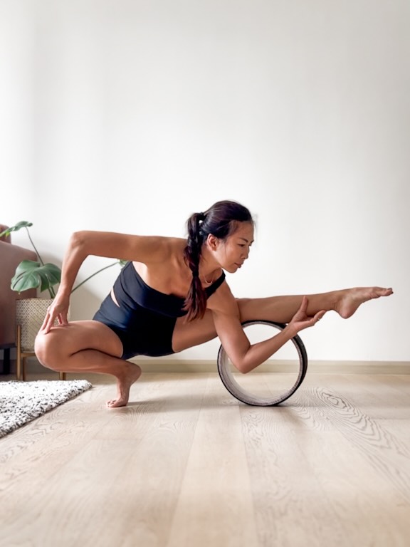 Yoga did not change my life overnight.
It changed it one breath at a time,
one practice at a time,
one moment of awareness at a time.
It taught me strength without hardness,
patience without waiting,
and courage without fear.
On the mat, I learned to listen.
Off the mat, I learned to trust.
Through every challenge and every growth,
yoga became more than movement—
it became a way of living,
a way of returning home to myself.
And for that,
my life will never be the same. 🤍✨
#yogalover #sidelungevariation #yogawheel #yogawheelttc