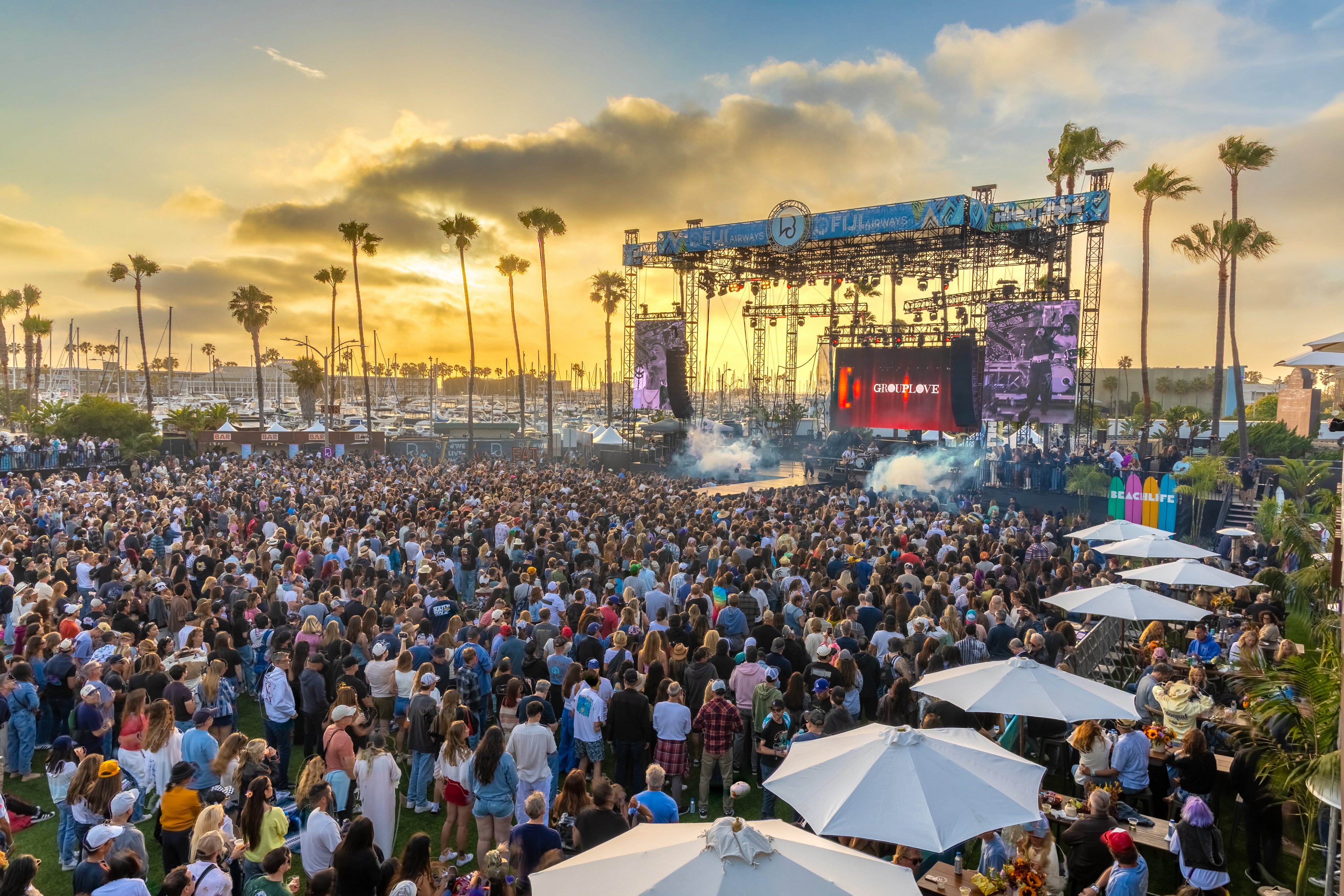 @grouplove had the best sunset of the weekend.