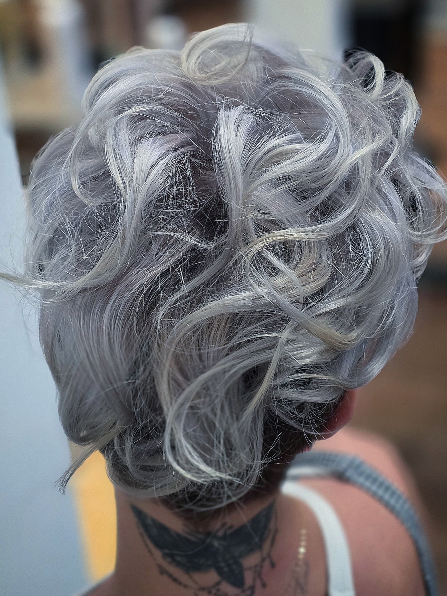 When we say @andriawithmeraki is talented, this is what we mean! She rocks the hardest hair colors to achieve! The most beautiful styling. The happiest clients. The best conversations in the chair. Leaving feeling confident and full of good energy ✨
Call or text 2042490611
Or messsge us “ANDRIA” to book!
(But how lucky are we to have Andria on our team?💫🙏)