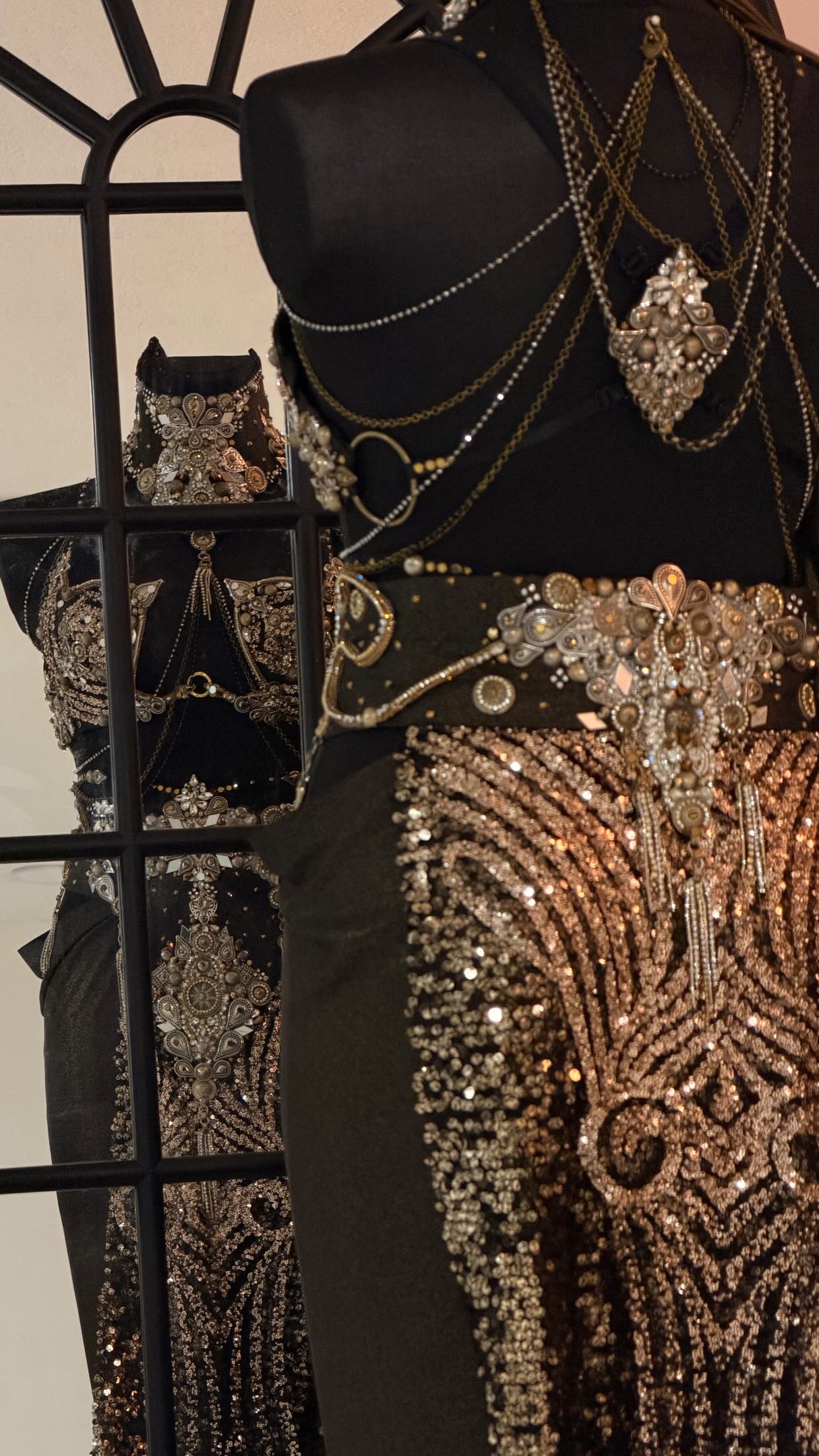 MORE CUSTOM COSTUMES COMING SOON ✨
This summer I’ll be opening a very limited number of custom costume commissions.🙌❤️🧵🪡
I have a large collection of fabrics waiting to become something special, and I’d love to create a small series of unique costumes in different colors, moods, and styles. Because festival editing and other projects are taking most of my time this year, I’ll probably accept no more than 10-12 custom orders.
And this costume has quite a story behind it… 😬😬😬🤯
It was a special commission for @alessia.lippolis , designed to match a crown created by @silenacrowns . The crown came first, and the entire costume was built around it. 🙌✨✨✨🪡
What makes this piece unforgettable is that it had to be made twice. 🤯😭😭😭 BECAUSE… ufff… The first costume was LOST!!!!! in transit and never arrived. 😣😣😣😣😣 After 4 months of waiting and searching, we had to start over and recreate the entire design from scratch!!! And we spent few months more to find same fabrics and details.
Today, I’m incredibly happy that this costume has finally reached its owner and can begin the journey it was originally created for!!! ❣️❣️❣️
If you’ve been dreaming about a custom costume, stay tuned. More creations are coming soon!!! ❣️🙌✨🪡🥰