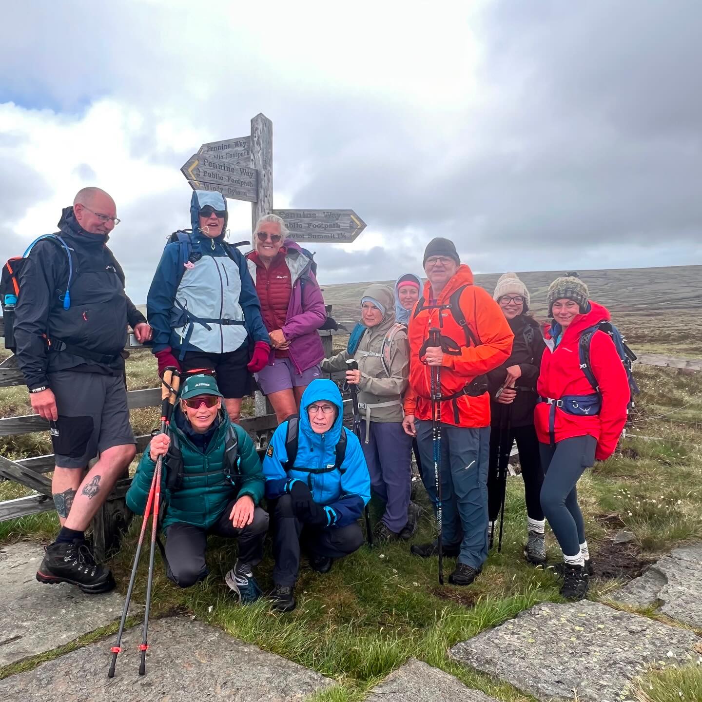 𝟔 𝐏𝐞𝐚𝐤 𝐂𝐡𝐞𝐯𝐢𝐨𝐭 𝐂𝐡𝐚𝐥𝐥𝐞𝐧𝐠𝐞 – 𝐂𝐨𝐦𝐩𝐥𝐞𝐭𝐞𝐝!⛰️💪
What a day that was!
One of our toughest challenges, taking in six peaks, plenty of ascent, some tricky terrain and more than a few miles under our feet. We even popped into Scotland to say hello, used Dave’s head as a trig point, and shared lots of laughs along the way.
A huge well done to everyone who took part. This is a big day out in the hills and one of the harder challenges in the YTO calendar. You’ve all earned those sweets at the finish and can wear your challenge T-shirts with pride!
⛰️ 16 miles and 5000ft ascent
Fantastic effort from everyone 👏 thank you to @outside_dave_ and @the_sam_way_of_life for leading.
https://www.yorkietalkies.co.uk/yto-challenge-events
#getoutside #YTO #challenge #guidedwalks