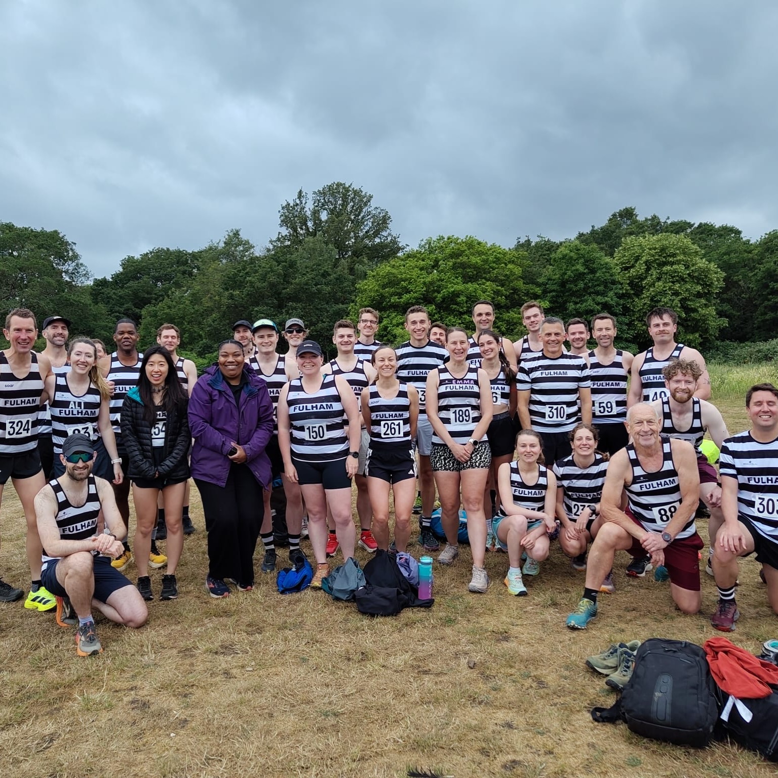 Wimbledon Trail Series Round 2 โ
A brilliant turnout for Wednesday eveningโs race - a huge well done to all bandits who donned their stripes and took part ๐
.
Get involved with Round 3 on Wednesday 1 July @ 7pm. Enter on our website (link in bio)
.
#wimbledontrailseries #summerracing #trailrunning #trailrace #socialrunning