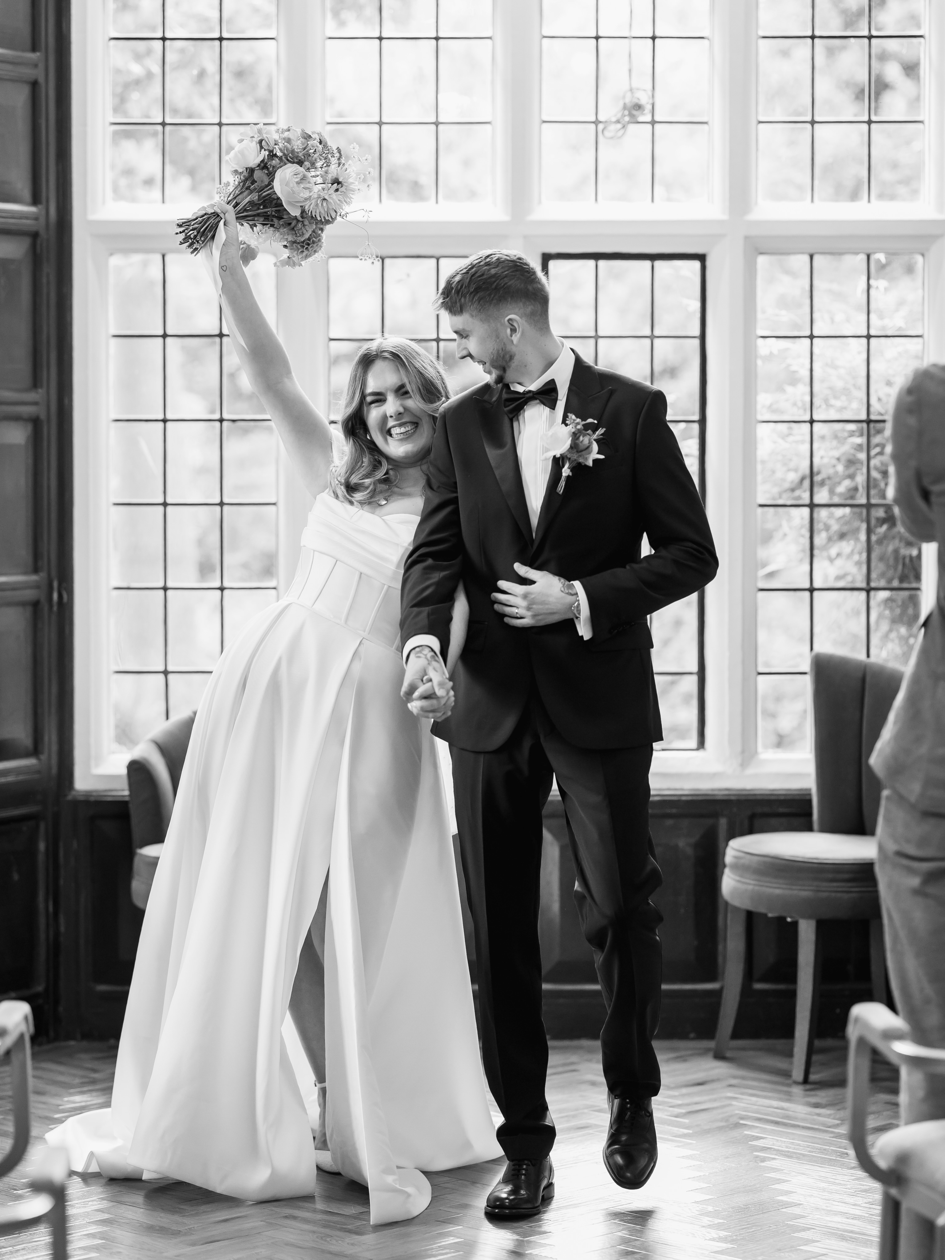 Wedding season ✨
It’s an honour to be apart of this special milestone moment with so many lovely couples. This is why we love what we do.
From helping choose the wedding rings and bridal jewellery and hearing about all the small details during the day, to seeing the vision come to life with these beautiful wedding day photos.
If you have got married recently we would love to see how magical your wedding day was 🥰