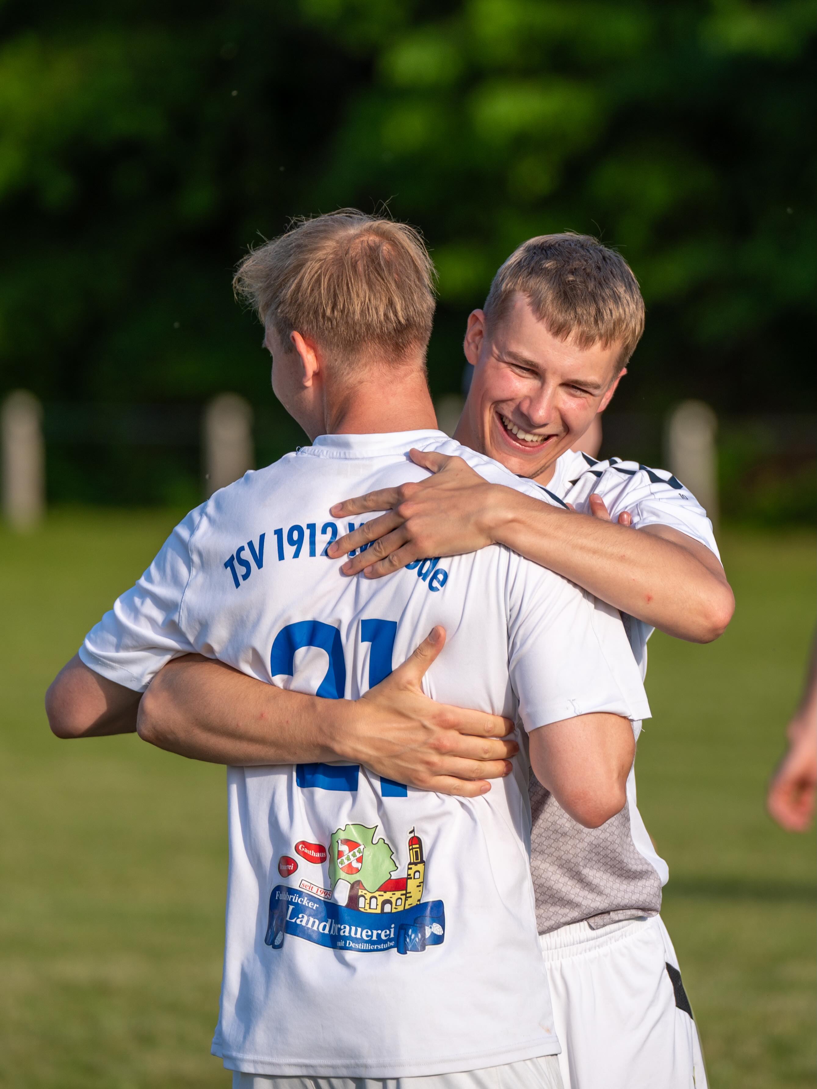 Zweiter Tag Sportfest – im Kasten. 📸
Viele tolle Momente, strahlende Gesichter und sportliche Highlights haben den Freitag geprägt. Hier findet ihr einige schöne Erinnerungen an einen gelungenen Tag. Ein herzliches Dankeschön an unsere Fotografen @fynn_hrtgk @filizexn @janascn @frames_by_sarahb für die vielen gelungenen Aufnahmen! 😊🏅