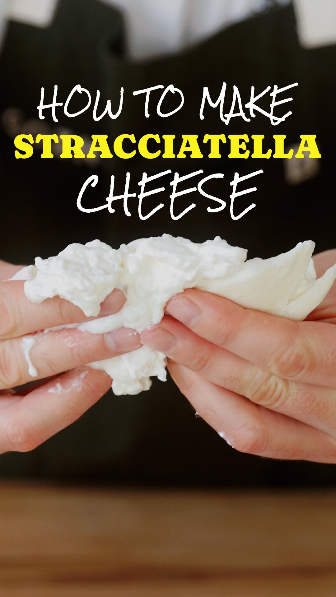 Did you know that the inside of burrata is actually stracciatella? Today I’ll show you how to make it at home in just a couple of minutes.
Recipe:
• 2 balls fresh mozzarella / fior di latte
• 150ml cream (minimum 30% fat)
• Pinch of salt
• Drizzle of high quality olive oil
Tear mozzarella into thin strands, add cream, mix gently and let it sit in the fridge for a couple of hours before using.
Perfect on pizza, toast, tomatoes… or straight from the bowl.
Save this one for later 👊🏻
