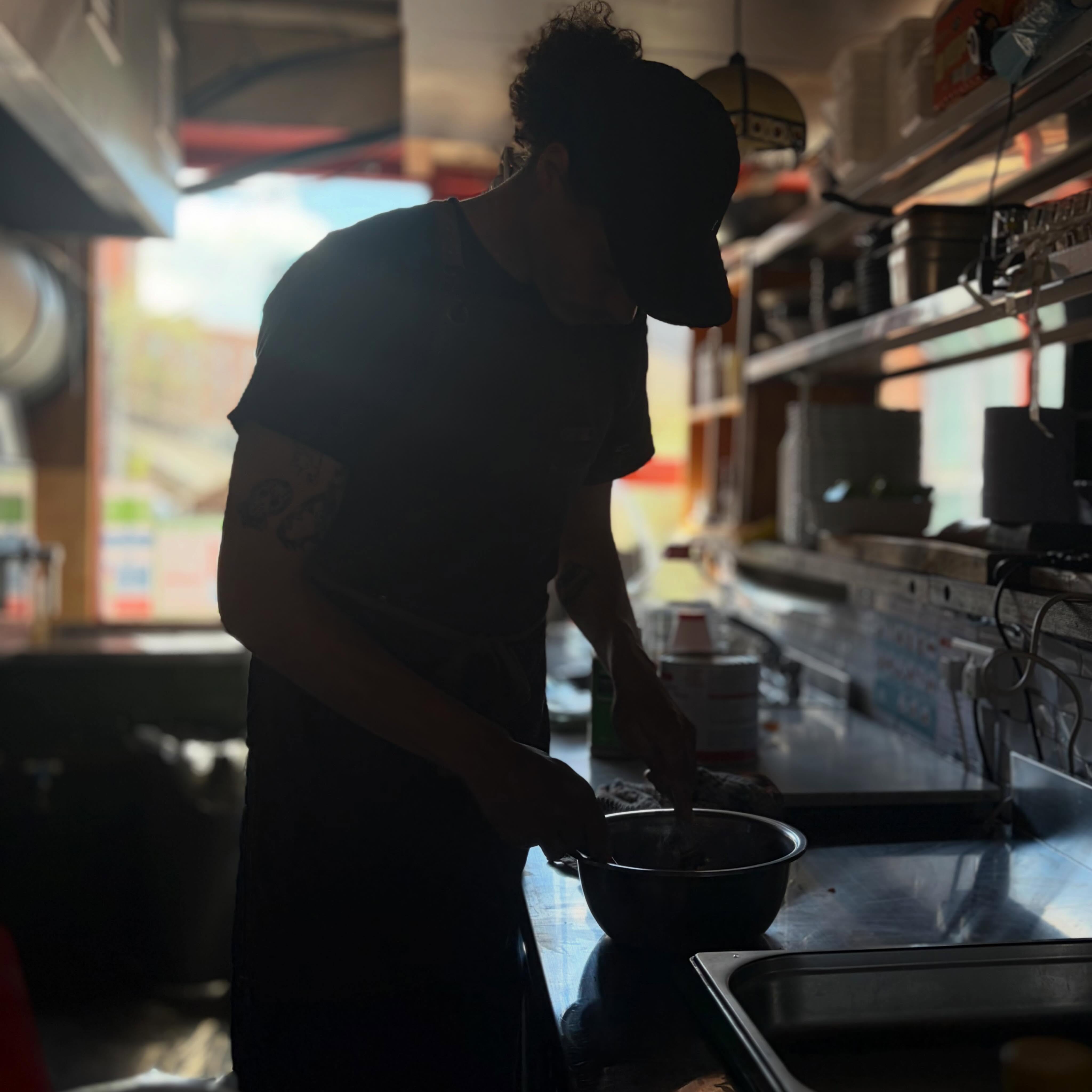 We’re now serving food on Tuesdays! 🍽️
Every Tuesday, our new chef Josh takes on a challenge: create a fresh special using what’s in our dry store plus just £5 to spend on fresh ingredients.
It’s all about creativity, seasonality and making something seriously delicious. 😋
This week’s special is a Butternut Squash Arancini, inspired by Josh’s trip to Italy and a wander around the Moor Market, picking up flavours, ideas and inspiration along the way. 🤝
Here’s a little behind-the-scenes of Josh getting everything prepped for tomorrow.
Come down, grab a drink and give this week’s special a try — because once it’s gone, it’s gone.
Regular food menu also available! 🍸