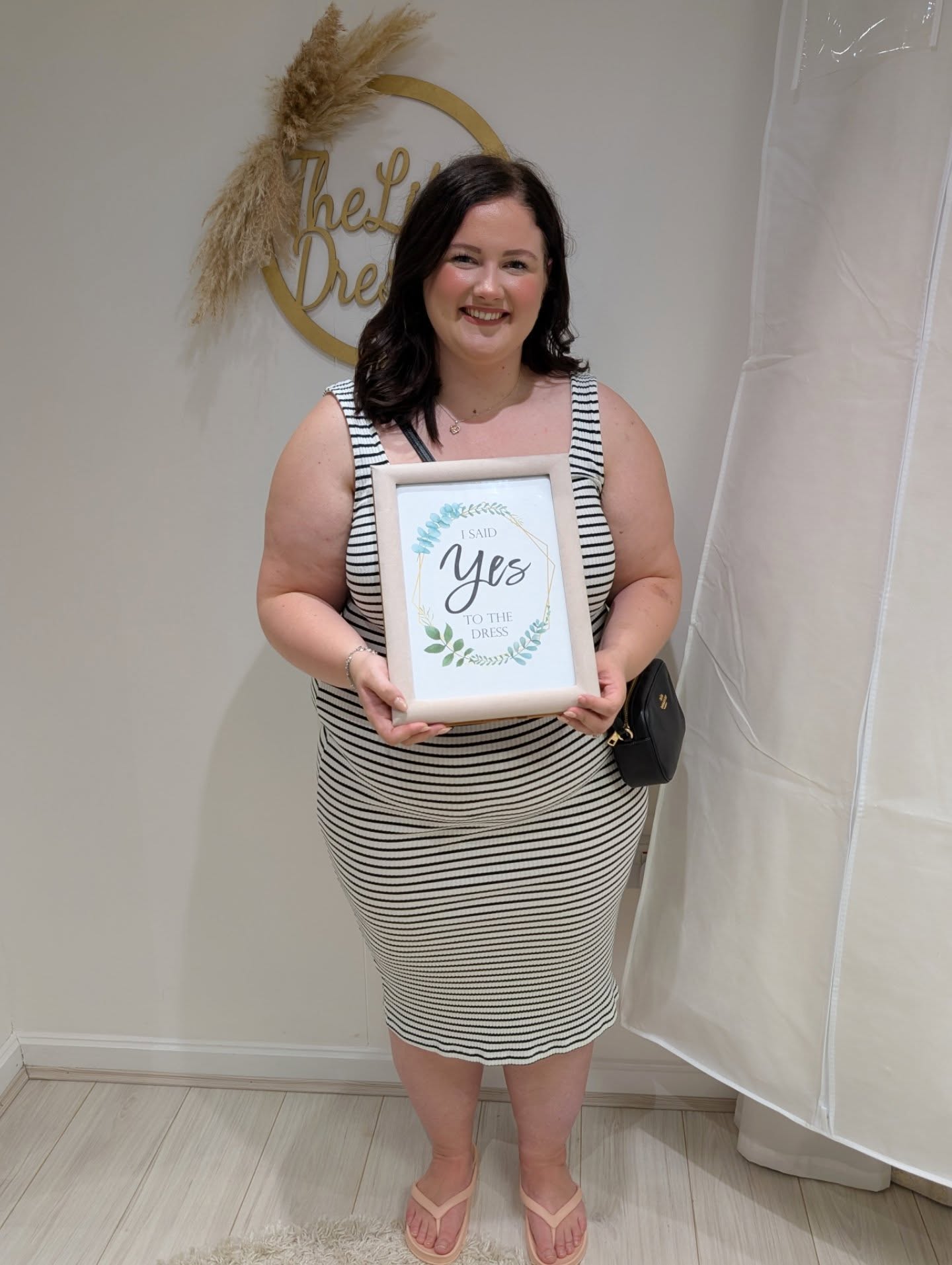 🥰🩷 What a lovely start to the weekend helping these beautiful ladies find their perfect dresses! 😍 Congratulations Jess and Emily! Such lovely ladies, we loved helping you both! 💞