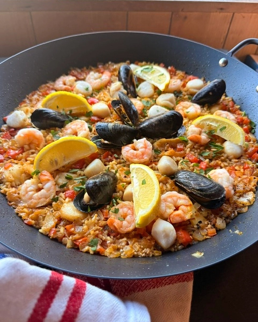 Homemade paella, Costco pan to plate. 🥘✨ Tip: use Bomba or Calasparra rice — don’t reach for Rice-a-Roni. Want the quick how-to and annotated notes I used? Link in Bio #Paella #HomeChef #SpanishCuisine #CookingTips #Foodie #LinkInBio