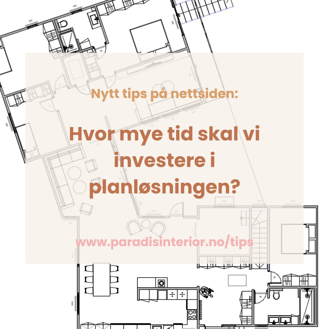 Når folk snakker om oppussing eller nybygg, er det ofte farger, materialer og interiørdetaljer som får oppmerksomheten først. Og det er topp om rommene fungerer optimalt. Men om planløsningen ikke sitter betyr det lite at fargene er lekre.
Planløsningen er rett og slett grunnmuren i hvordan du skal leve i hjemmet ditt.
Hvorfor er planløsningen så avgjørende?
Flyt i hverdagen: Et godt planlagt hjem gjør at du beveger deg sømløst fra rom til rom. Kjøkken, spisestue og stue skal henge sammen, uten at du snubler i unødvendige omveier.
Lys og utsikt: Hvordan dagslyset treffer rommet eller hvor du har utsyn, kan endre opplevelsen totalt. En vindusplassering eller en åpen vegg kan gjøre hele forskjellen.
Møblering og fleksibilitet: Et rom kan se stort ut på papiret, men er det plass til sofaen du ønsker deg – eller spisebordet til 12 når hele familien samles? En god planløsning tar høyde for møbler, siktlinjer og variasjon i bruk.
Les videre på www.paradisinterior.no/tips!
Langsiktighet: Behovene dine endrer seg. Kanskje du får tenåringer som trenger mer privatliv, eller du ønsker å kunne bo på ett plan når du blir eldre. En fleksibel planløsning tåler livets faser.
Verdien på boligen: Boliger med smarte, logiske løsninger står sterkere i markedet. En god planløsning er rett og slett en investering.
Når jeg skal bistå noen med planløsning er skisseprosessen kjempeviktig. Det er kanskje en av de aller viktigste tingene du bør bruke litt tid på? Den bør i hvert fall ikke stresses. Noen ganger er den første ideen vi har den beste, men ofte er den ikke det. Skisseprosessen er kjempeviktig for å utforske mulighetene som ligger i arealet før vi lander endelig løsning. Det er mye billigere å skisse litt på papir enn å bygge rom etter første idé og så oppdage at andre løsninger hadde vært bedre...