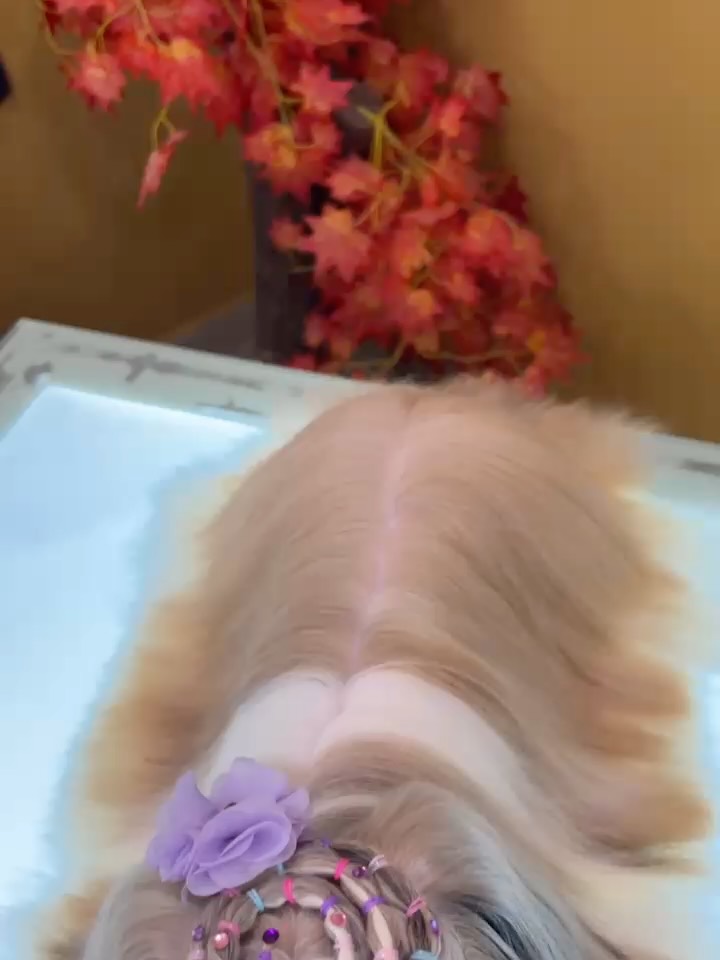 El grooming no se trata solo de cortar pelo, sino de resaltar la belleza, la estructura y la expresión única de cada mascota.
Hoy les compartimos este hermoso Shih Tzu, trabajado con una técnica de peinado que aporta elegancia, equilibrio y un acabado impecable. Cada detalle fue cuidado con dedicación para lograr una presentación limpia, armoniosa y acorde a las características de la raza.
Porque hacerlo bien no es suficiente… siempre buscamos hacerlo de manera excepcional.
✨ Studio Grooming by Elías Araujo
📍 El Cangrejo, Ciudad de Panamá
#ShihTzu #DogGrooming #PetStylist #GroomingProfesional #StudioGrooming EliasAraujo PanamaPets ShihTzuLove