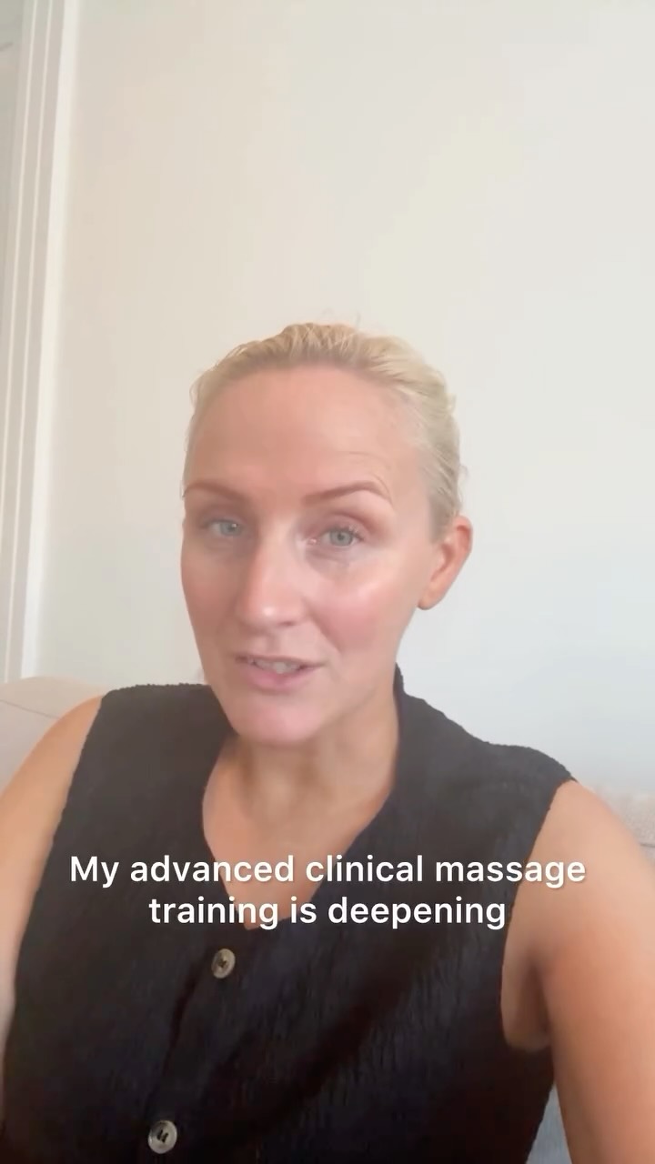 I’m back.
Three weeks away — Face Remodelling training, a week with my family, and a sports massage practical in Brighton. It’s been full and brilliant and I’m ready to be back in the treatment room.
Face Remodelling sessions are now live. Advanced clinical massage is getting sharper with every module. And I’m reminded, every time I take a proper break, why I tell my clients to do the same.
Bookings open at Andover, Odiham and London.
→ www.nuclearwellbeing.com
#NuClearWellbeing #clinicalmassage #faceremodelling #Hampshire #wellbeing