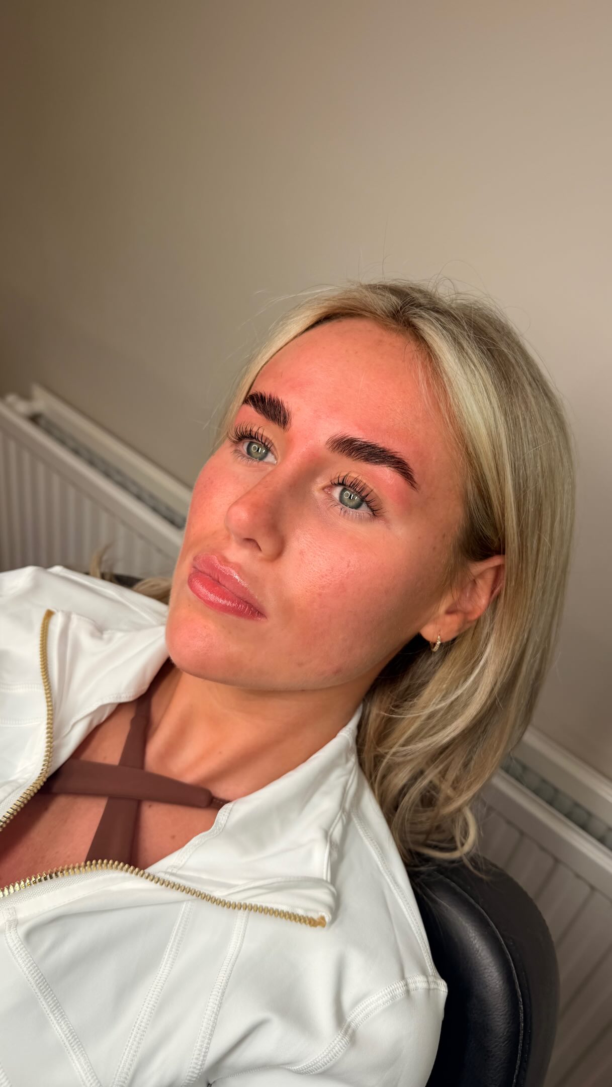 Insta is a full time job and I’ve already got enough jobs xoxo
Just book in with me and leave me to be a lash brow & skin girlie please 👀🤣
Lash lift
Brow lamination
Liverpool
Skin specialist