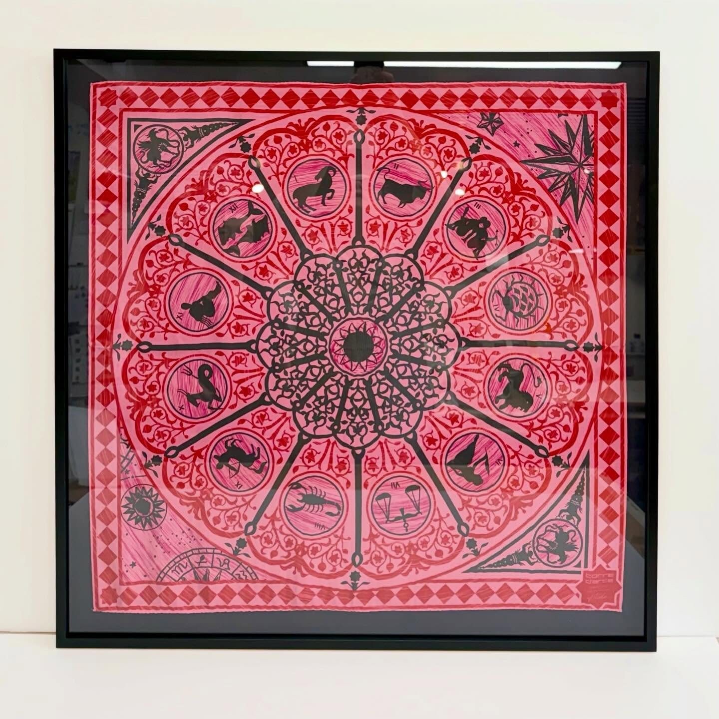 Always a creative challenge framing silk scarves, and we love it! #torredartefirenze #silkscarf #pink #customartframing #picturewoods