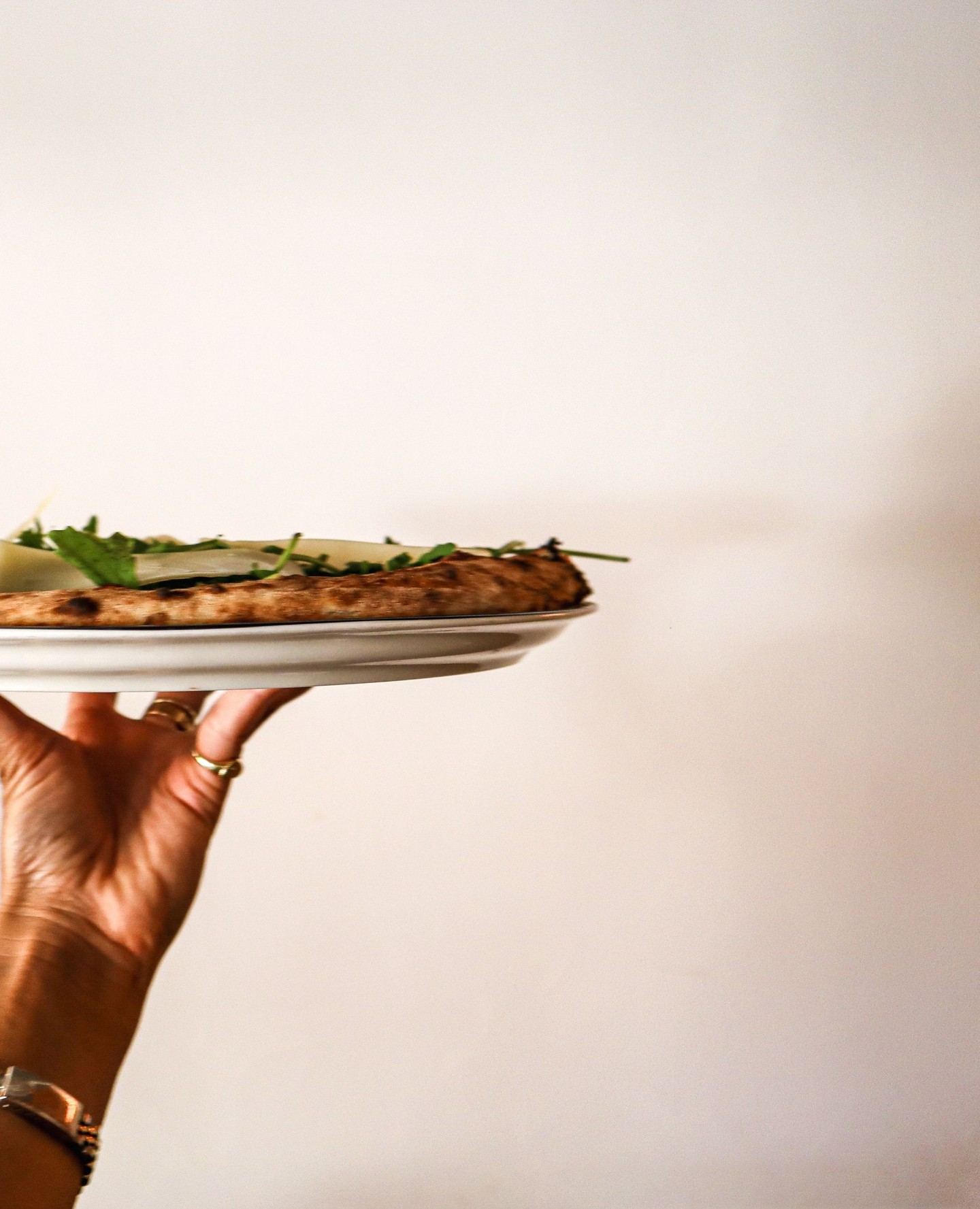 Picture perfect pizza 🍕✨
Join us tonight at I Carusi II for $20 pizza night — because Mondays should always end with pizza & wine 🍷