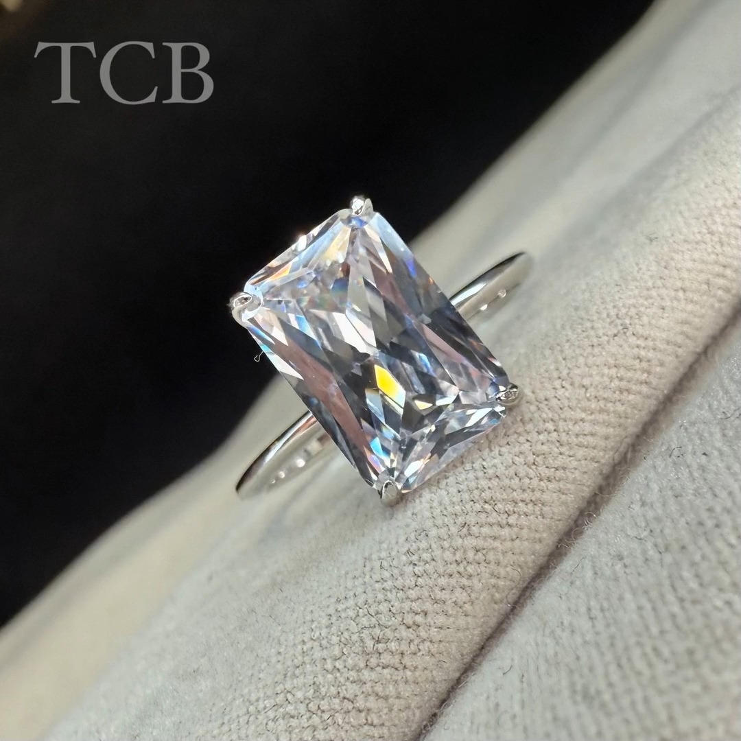 💍✨ Sometimes simplicity makes the biggest statement.
Our Rectangular Beautifully Cut Cubic Zirconia Solitaire Engagement Style Ring features a stunning 8x12mm rectangular-cut cubic zirconia designed to catch the light from every angle. Set in genuine Hallmarked Sterling Silver 925, the elegant solitaire design allows the centre stone to take centre stage, creating a timeless look inspired by classic engagement rings. Priced at just £29.00, it's the perfect way to add a touch of luxury without the luxury price tag.
Whether you're celebrating a special milestone, searching for a meaningful gift, or simply treating yourself, this beautifully crafted ring brings effortless sparkle and sophistication to any jewellery collection. ✨🤍
📦 Presented in our exclusive The Charm Box packaging
🚚 Fast UK dispatch within 48 hours (excluding Sundays and Bank Holidays)
🛍️ Available now at The Charm Box
💵 Price 29.00
#TheCharmBox #SterlingSilverJewellery #CubicZirconiaRing #SolitaireRing #EngagementStyleRing #StatementRing #AffordableLuxury #Silver925 #RingGoals #JewelleryLover #JewelleryAddict #GiftForHer #TreatYourself #SparkleEveryDay #ElegantJewellery #FashionJewellery #UKSmallBusiness #SupportSmallBusiness #SterlingSilverRing #TimelessStyle
✨ Which finger would you wear this beauty on? Let us know below! 💍👇