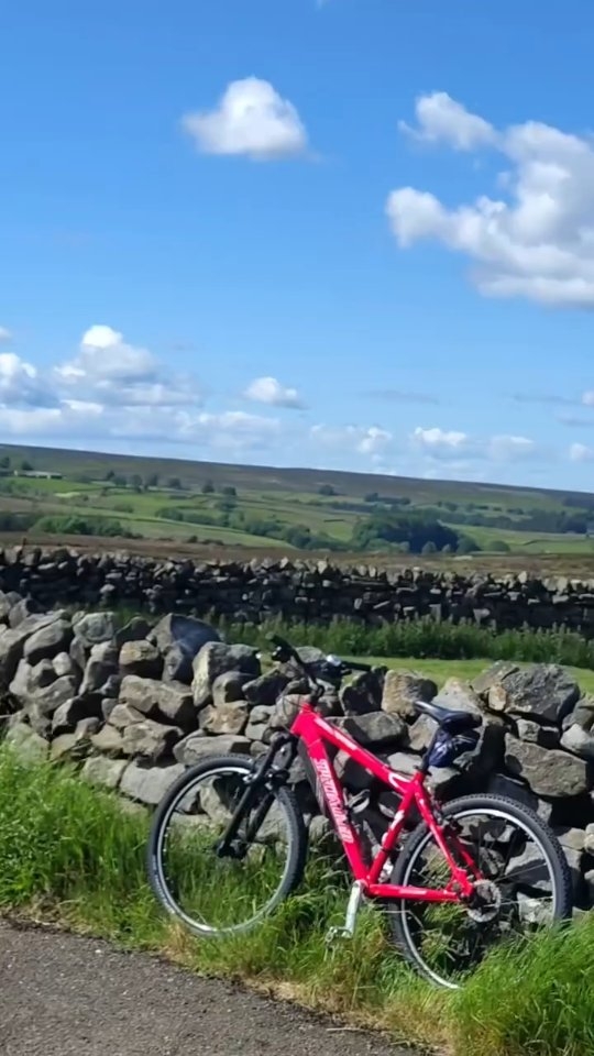 POV: you're pedalling your way through #NationalBikeWeek! 🚲
Experience North Yorkshire on two wheels. From winding country tracks to quiet hidden lanes, you get to see the county from a whole new perspective.
Discover the incredible scenery, take in the views, and make some friends along the way! 👋
So grab your bike and go explore - we know you'll have a wheely fantastic time! 😎
National Bike Week runs from 8 - 14 June 2026.
#NorthYorkshire #Cycling #GetOutside #VisitNorthYorkshire