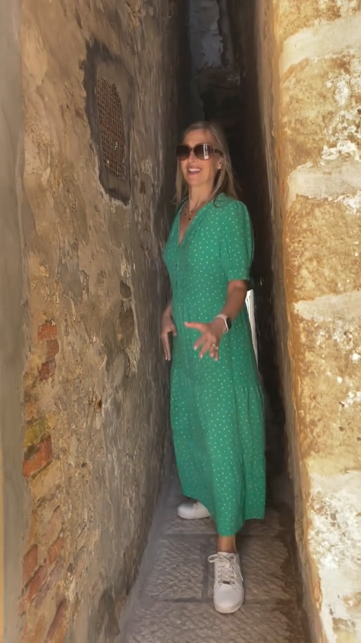 Follow me through the streets of Termoli in Italy and discover the stories most visitors never hear. 🇮🇹✨
Would you walk through this terrifyingly tiny street? 👀
As someone born and raised in Molise, there’s nothing I love more than sharing the history, traditions, and hidden corners that make this region so special.
Beyond the postcard views of the Adriatic lies a town shaped by fishermen, military conquests, and generations of families whose stories are carved into every stone of the old town.
Join me as we explore the authentic Italy that so few travellers ever get to experience. 25th - 30th September 2026. LIMITED PLACES AVAILABLE. LINK IN BIO 🇮🇹♥️
#Termoli #Molise #ItalyHiddenGems #ItalyTravelInspo #ItalianArchitecture
