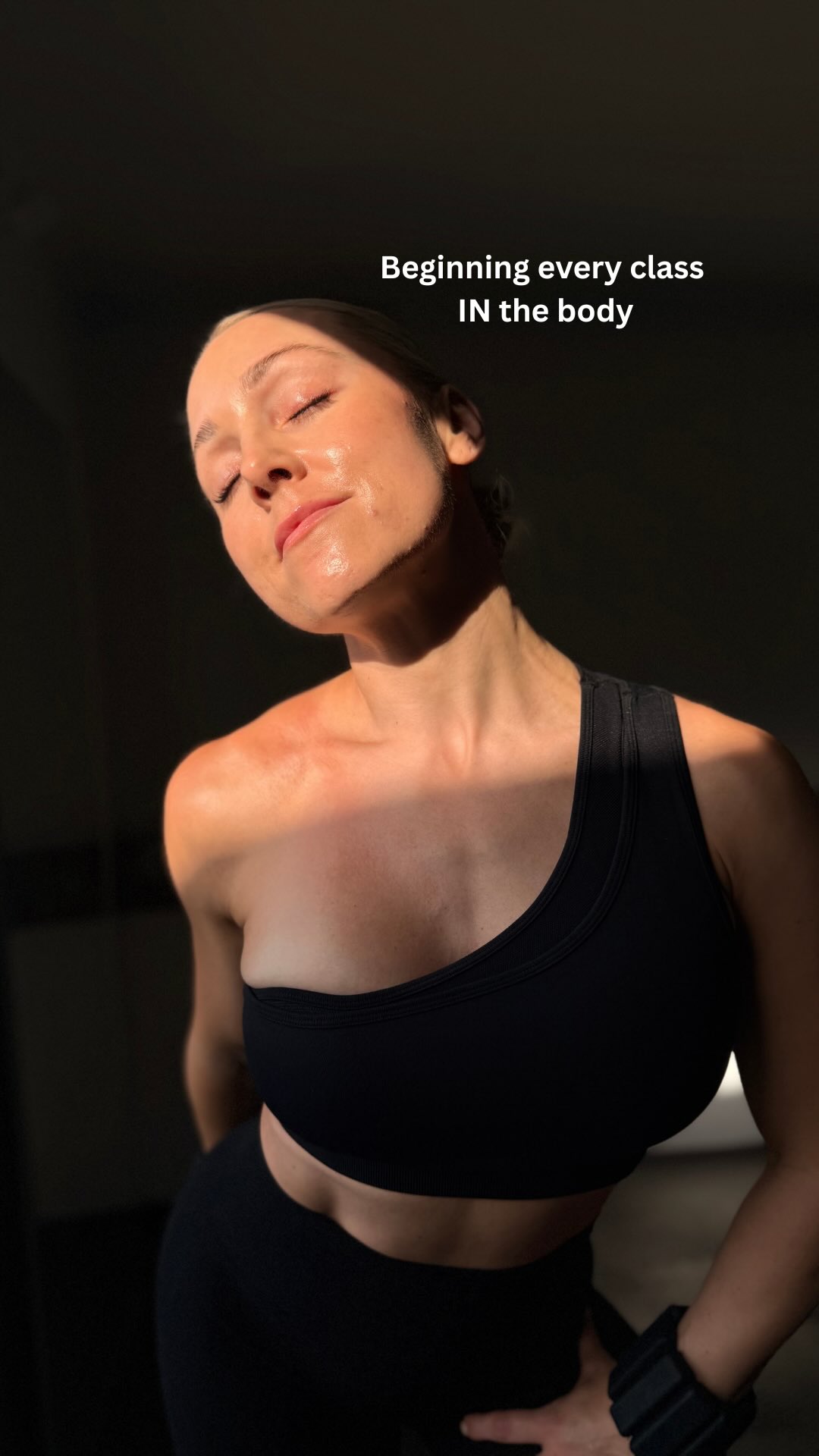 Before every class we land back into her …
our home.
We move with her
We breathe with her
We feel into her
This practice is more than a ‘fitness class’ - it’s a homecoming
A moment to remember why we move our body’s in the first place
TO FEEL ALIVE!!!!!
#barre #barrefitness #barreinstructor #barreclass #barreworkout