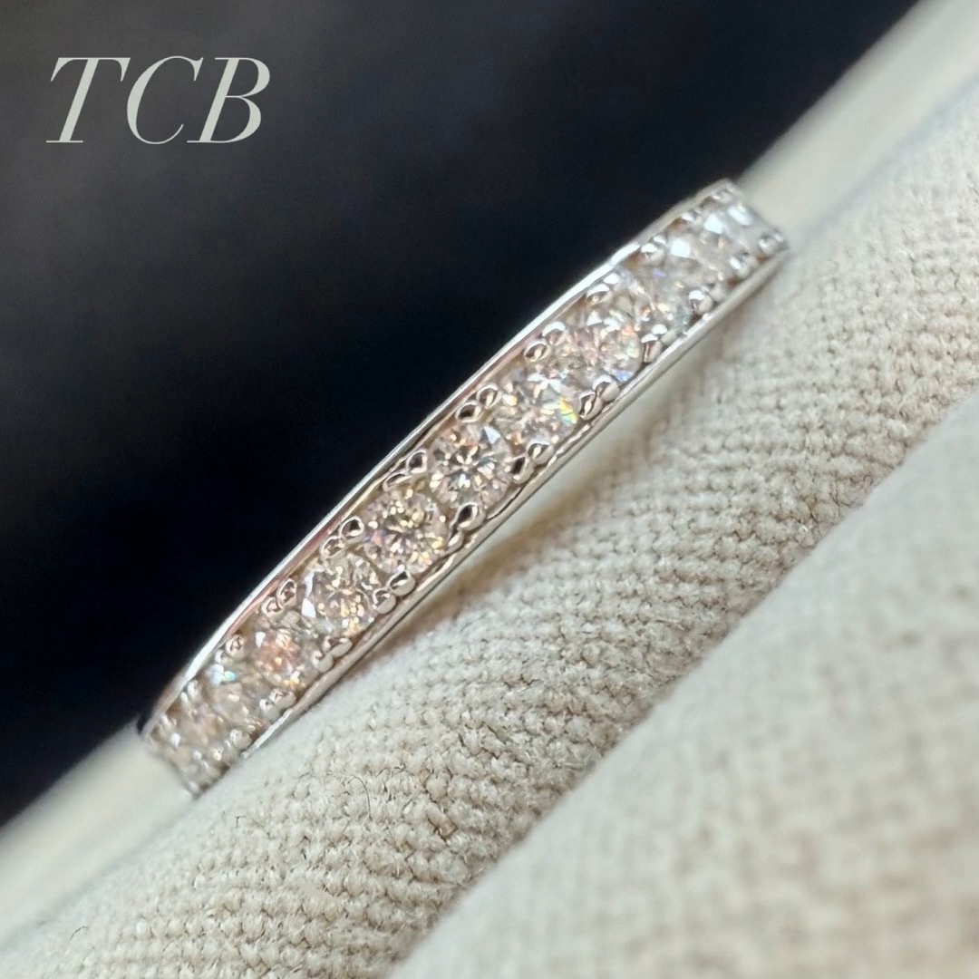 ✨ Endless Sparkle, Timeless Elegance ✨
The Last of the stock of these breathtakingly Stunning Sparkling Silver Moissanite Full Eternity Ring – Sterling Silver 925 💍✨
Crafted from genuine hallmarked 925 sterling silver, this elegant full eternity ring is adorned with dazzling moissanite stones that deliver exceptional brilliance from every angle. A timeless symbol of everlasting love, commitment, and style, it's the perfect choice for weddings, anniversaries, stacking, or simply treating yourself. ✨
💎 Genuine Moissanite Stones
💎 Full Eternity Design
💎 Hallmarked Sterling Silver 925
💎 Incredible Diamond-Like Sparkle
💎 Presented in The Charm Box Branded Packaging
💎 Moissanite Authenticity Certificate Included
Whether you're celebrating a special occasion or adding a little luxury to your everyday look, this stunning ring offers elegance without the luxury price tag.
💷 Price: £75.00
🛍 Shop now at:
www.thecharmbox.co.uk
📦 Fast UK Delivery
💝 Beautifully Gift Boxed
✨ Affordable Luxury for Every Occasion
#TheCharmBox #MoissaniteRing #EternityRing #SterlingSilverJewellery #925Silver #WeddingBand #AnniversaryGift #SparkleEveryDay #AffordableLuxury #JewelleryLover #SilverRing #GiftForHer #MoissaniteJewellery #RingStack #JewelleryAddict
