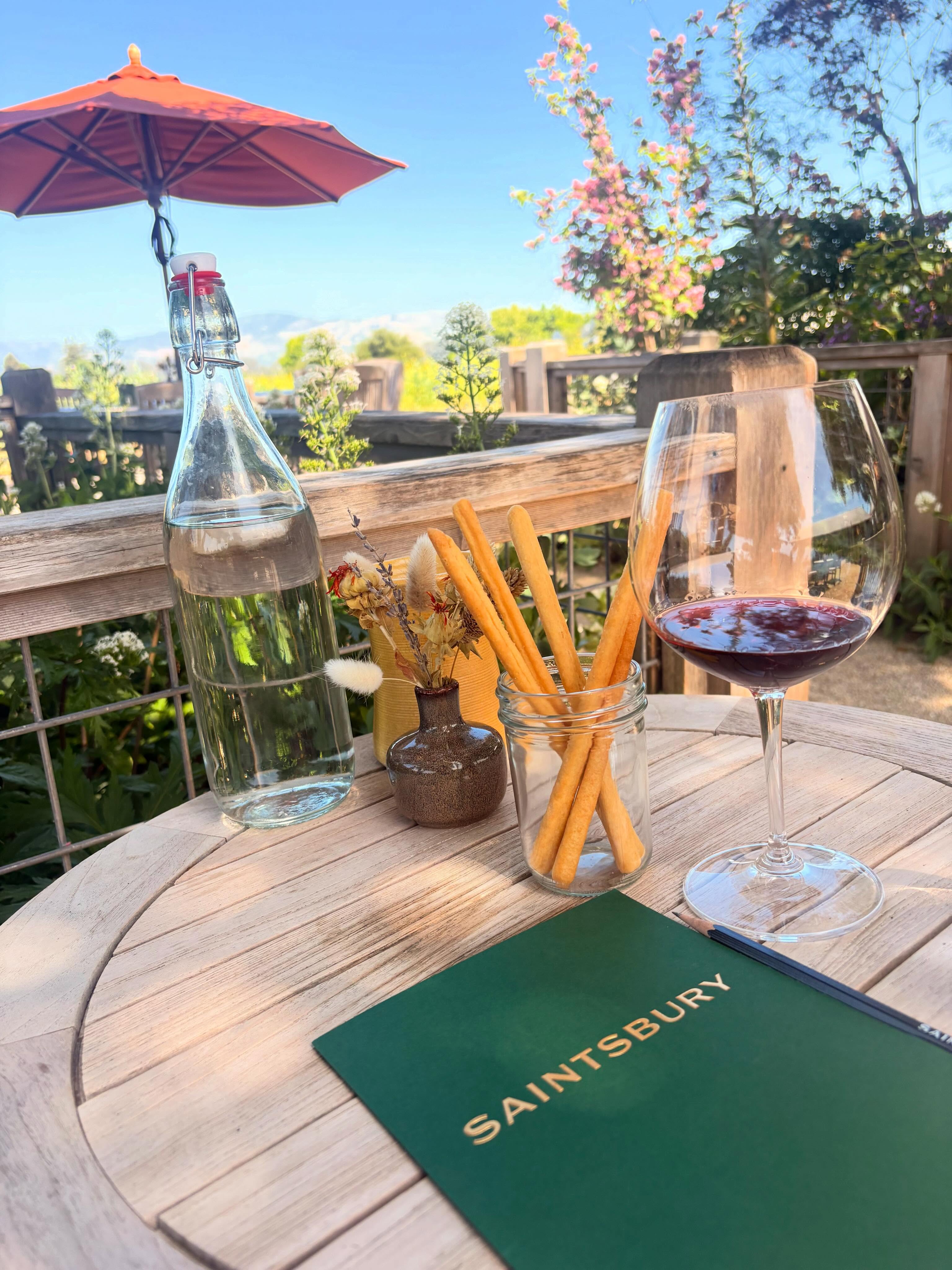 Tasting wine in the garden at @saintsburywinery is a dear diary moment. Located in Carneros, this family owned Napa winery is what Pinot Noir and Chardonnay dreams are made of 🍷✨#saintsbury #napaadventure #winetasting