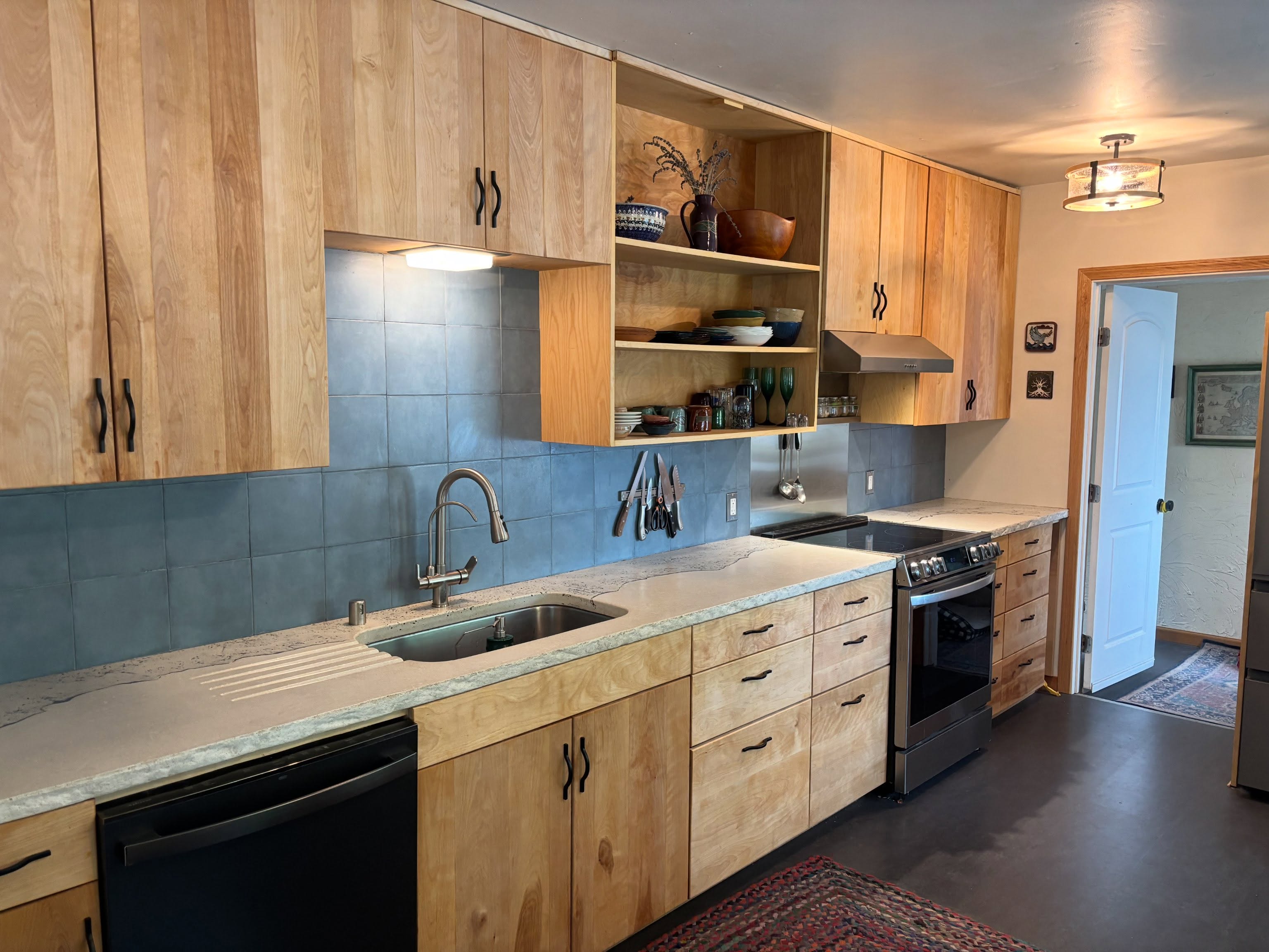 Deep cleaning and sealer rejuvenation for this kitchen. Still looking great.