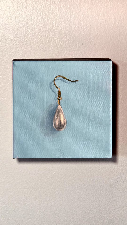 Pearl earring still life's are available at elizabethsloas.com 🦪
4" x 4"
Acrylic on canvas
#stilllife #artforsale #painting #miniatureart #minipainting