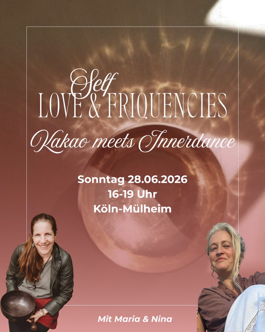 🩷 SELF, LOVE & FREQUENCIES
Kakao meets Innerdance
Liebe ist nichts, das wir finden müssen. Nichts, das wir werden müssen. Liebe ist unsere Essenz.
Doch im Alltag verlieren wir manchmal den Kontakt zu ihr. Wir reagieren aus Angst statt aus Vertrauen, aus Gewohnheit statt aus Verbundenheit.
An diesem Nachmittag öffnen wir einen Raum, um uns daran zu erinnern, was bereits in uns lebt. Mit zeremoniellem Kakao, Klang, Frequenzen, Innerdance und achtsamer Berührung erforschen wir, wie es sich anfühlt, aus der Liebe heraus zu wählen, zu handeln und dem zu folgen, was wirklich stimmig ist.
Innerdance verbindet Klang, Frequenzen und intuitive Prozessbegleitung zu einer tiefen Reise nach innen. Spezifische live gespielte Klangwelten begleiten dich in einen Zustand zwischen Wachsein und Trance. Auf Wunsch können sanfte, achtsame Berührungen dein System dabei unterstützen, noch tiefer loszulassen und sich neu auszurichten.
Viele Menschen erleben diese Reise als berührend, befreiend und überraschend klar.
Nicht als Suche nach Liebe, sondern als Erinnerung daran, dass sie bereits da ist.
📍 Sonntag | 28.06.26
🕰️ 16:00 – 19:00 Uhr (Ankommen ab 15:45 Uhr)
📍 Berliner Str. 87, 51063 Köln-Mülheim
💫 45–65 € inkl. Kakao (Bezahlung vor Ort)
Fragen:
📩 maria.veitsman@posteo.de
Anmeldung:
✨https://www.friquencita.de/details-registrierung/self-love-frequencies-kakao-meets-innerdance-1
Oder kommentiere den Beitrag mit „Selflove“ und wir senden dir den Link zur Anmeldung als Direktnachricht zu.
Bitte bringe eine gemütliche Decke und warme Kleidung mit.
Keine Vorkenntnisse notwendig.
Wir freuen uns auf Dich
Maria & Nina 🩷
✨ Über uns
Wir begleiten Menschen in Prozessen von Selbsterfahrung, Verkörperung und innerer Transformation. Mit Klang, Energiearbeit, Ritualen und achtsamer Präsenz öffnen wir Räume, in denen Tiefe, Verbindung und Lebendigkeit entstehen dürfen.