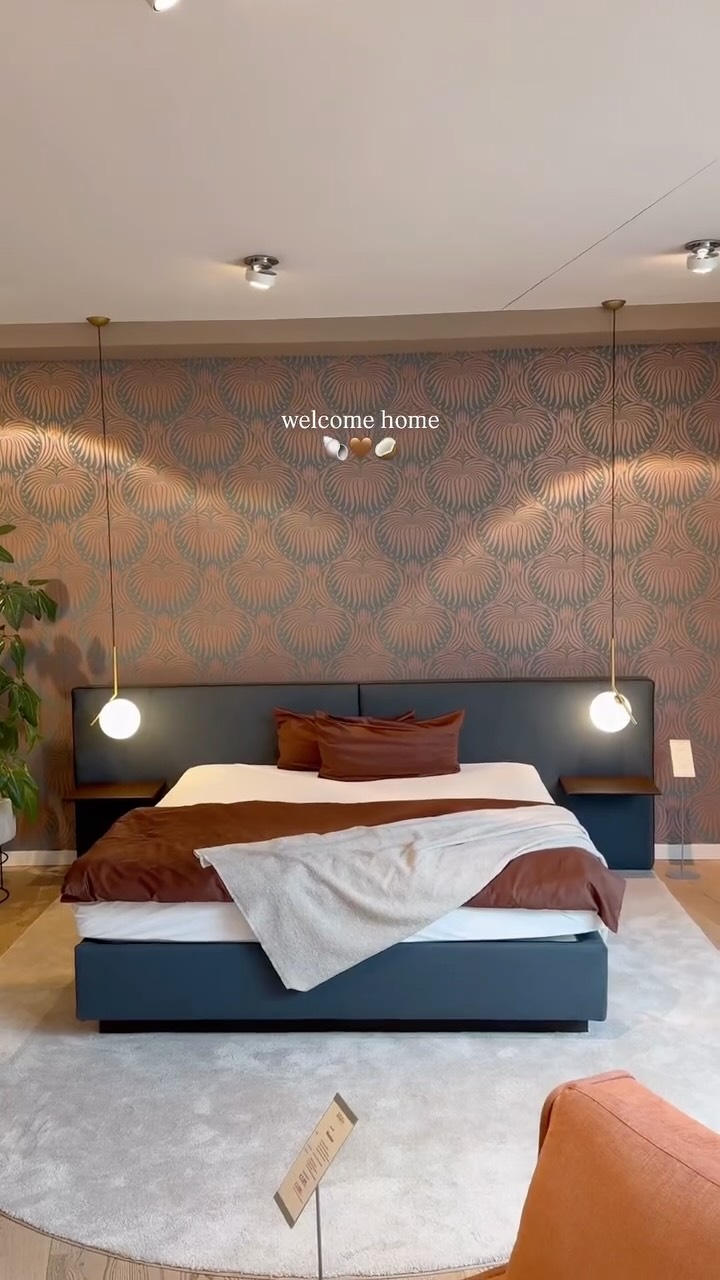 Verwandle dein Schlafzimmer in ein wahres Zuhause! 😍
Bett: @schrammbeds
Bettwäsche: Yes for Bed @elegantebedlinen
Wolldecke: @eagleproducts
Schrank: @lemamobili