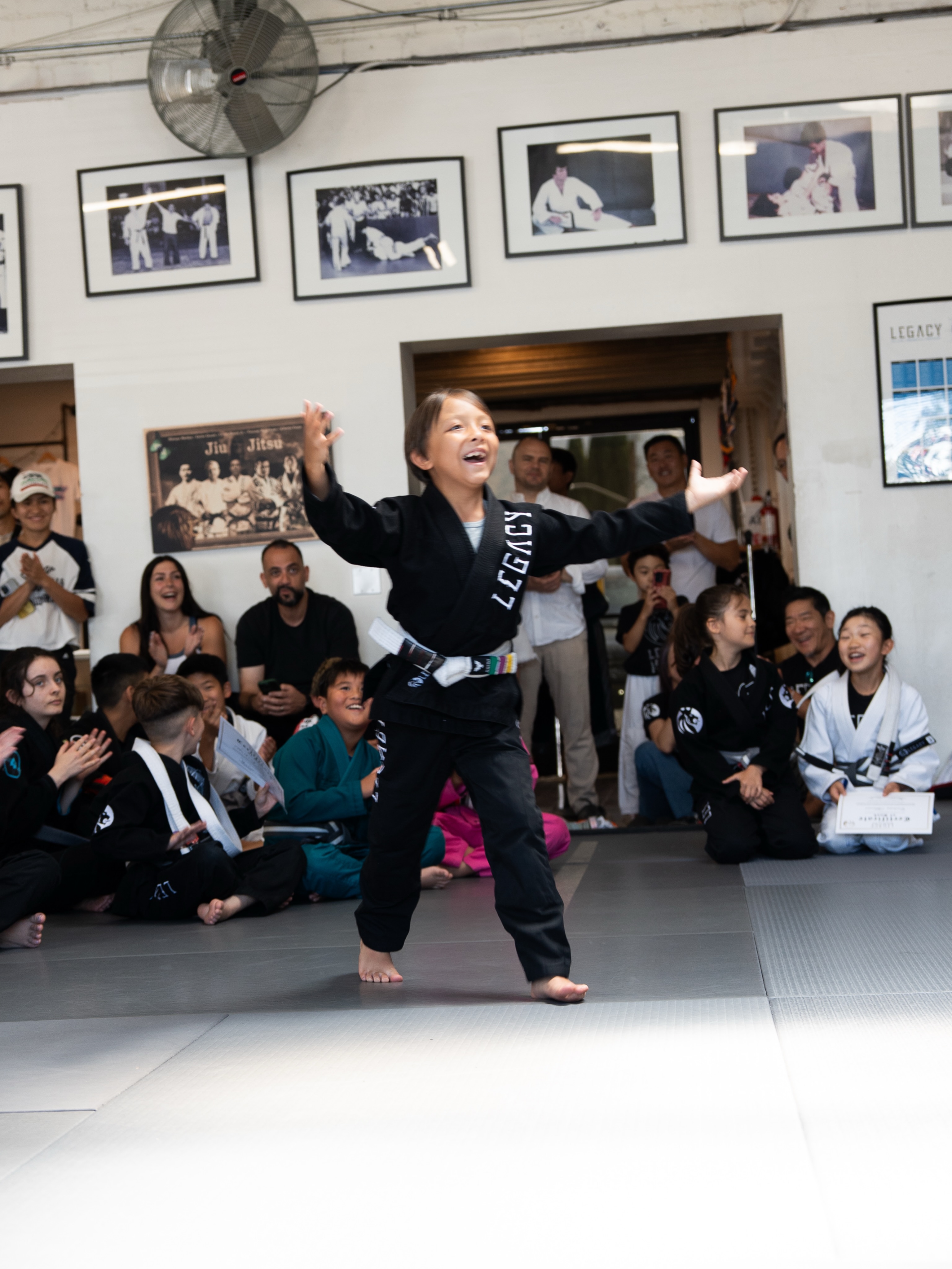 Kids Graduation at Legacy Burbank 🥋
Congratulations to all of our students and families!
We are so proud of the progress, commitment, and character shown along the way.
Thank you to our coaches, professors, and parents for helping guide the next generation.
Let’s keep growing.
Let’s keep moving forward.
❤️💪🙏
Visit our full Photo Gallery on LegacyBJJ.com
#LegacyBJJ #OneTeamOneGoal