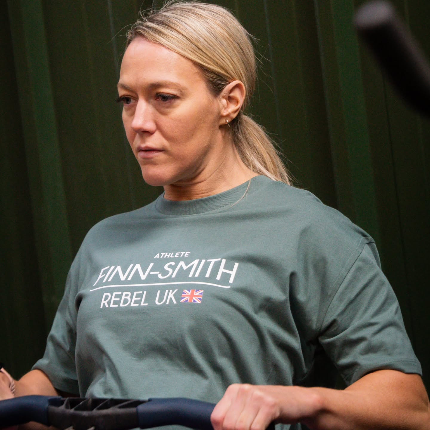 @vicki_finn_smith is going back to the @crossfitgames 🥳🎉
Make sure you head over to Vicki's profile and use rhe link in her bio before the end of the week to grab supporter merch💪
#rebeluk #crossfitgames #supportertee