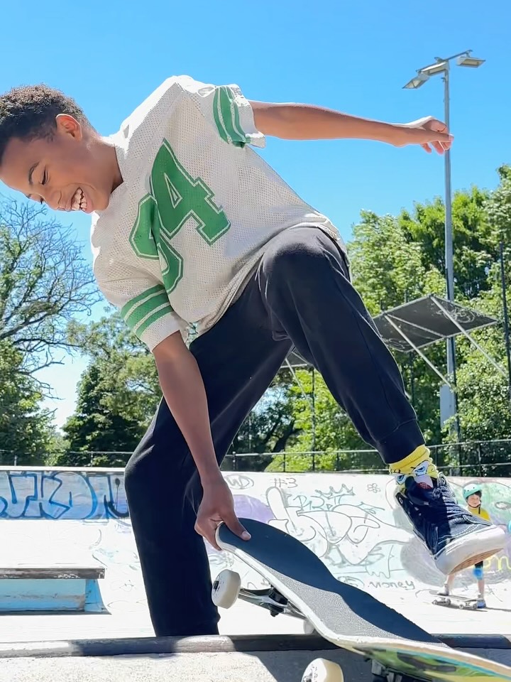 My twins are yin and yang.☯️
One’s a confront-er. The other’s a comforter.
#MyAmir
Tenderhearted. Self-taught. Fearless.
The kind of soul that sees a skateboard, falls a few times, then teaches himself how to fly. 🛹 @skateparkofbaltimore
#mythreesons❤️❤️❤️
#thatpart
#dionnejoynerweems
#mybmore