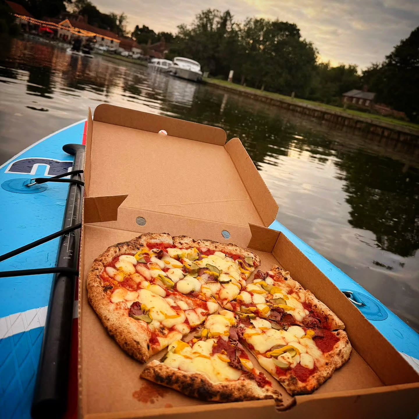 π₯π Our pizzas can be enjoyed wherever you go, even whilst floating down the river! π£ββοΈπ Which is exactly what one of our customers did in Coltishall on Friday! ππ¦π¦