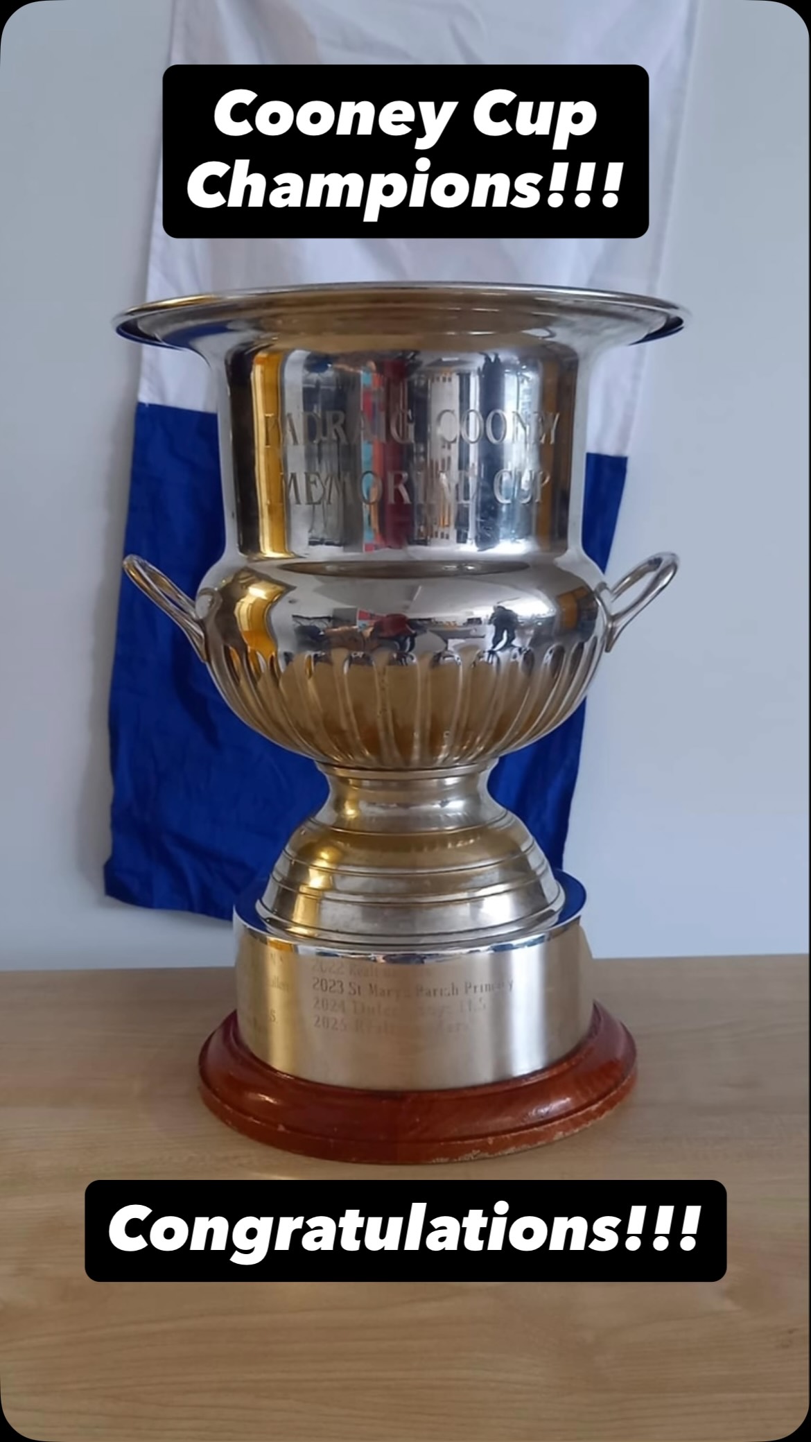 Congratulations to all the lads on our Cooney Cup Team who were triumphant in the final today against St. Mary’s. A big thanks to the team, the Cois Farraige team who trained alongside the lads all year and to our fantastic coaches. All the hard work and early morning training sessions were worth it! #árndíchealligcónaí #activeschools #cooneycup 🟦🏆