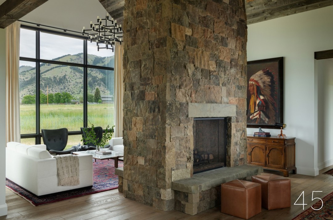 A place to gather and take in the beautiful Montana Views.
Build: @porliercustomhomes
Design: @45architecture
Interior Design: @45architecture