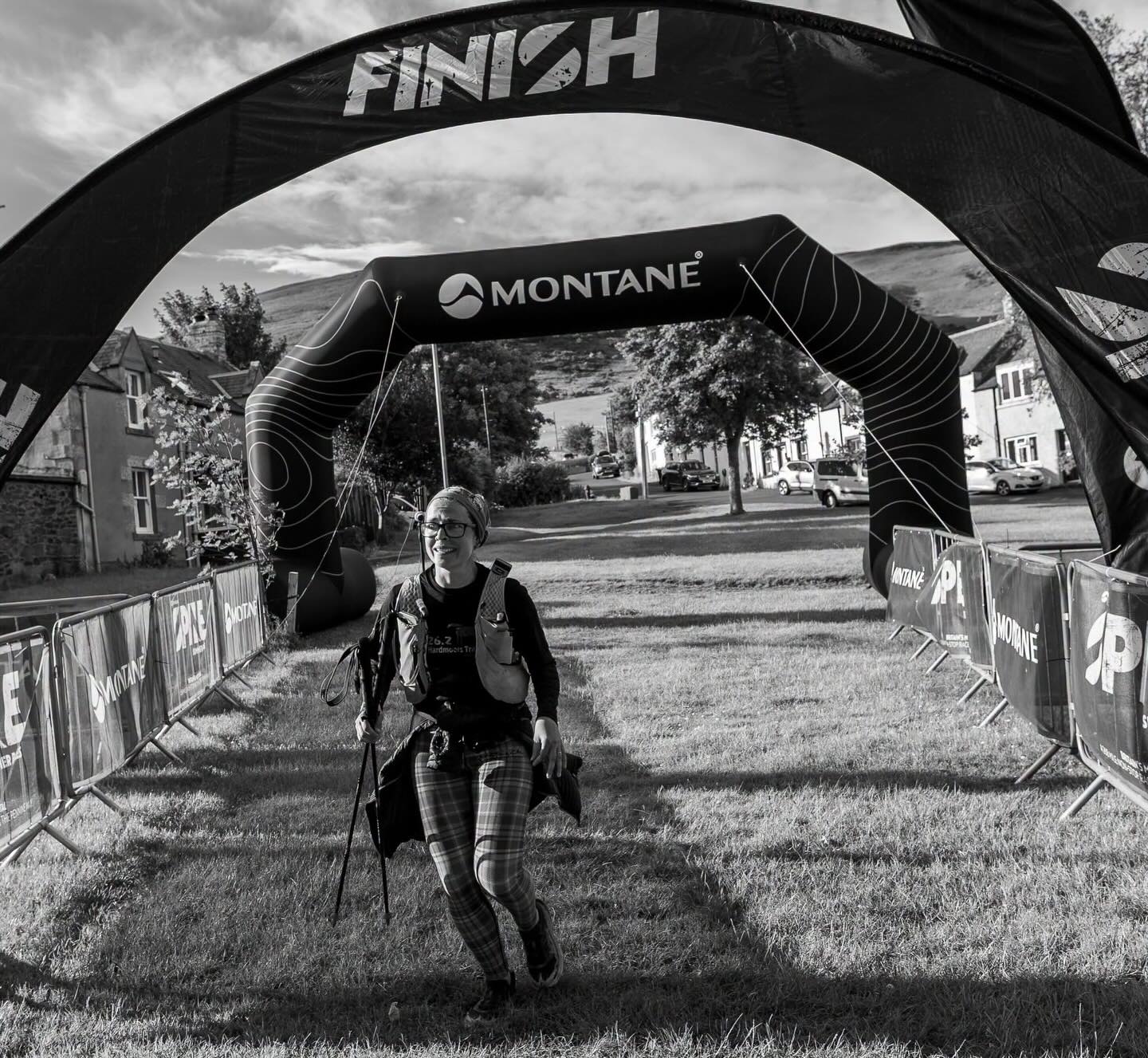 A MASSIVE congratulations to our amazing @lindseycollinscoach ! 🎉👏
Lindsey has just completed the Montane Summer Spine Race and finished as 𝟑𝐫𝐝 𝐋𝐚𝐝𝐲!🏆
This is one of the toughest endurance challenges in the UK, covering around 𝟐𝟔𝟖 𝐦𝐢𝐥𝐞𝐬 (𝟒𝟑𝟏𝐤𝐦) along the Pennine Way with approximately 𝟑𝟕,𝟎𝟎𝟎𝐟𝐭 (𝟏𝟏,𝟎𝟎𝟎𝐦) 𝐨𝐟 𝐚𝐬𝐜𝐞𝐧𝐭. Lindsey crossed the finish line in an incredible 𝟏𝟏𝟗 𝐡𝐨𝐮𝐫𝐬, 𝟐𝟏 𝐦𝐢𝐧𝐮𝐭𝐞𝐬 𝐚𝐧𝐝 𝟒𝟔 𝐬𝐞𝐜𝐨𝐧𝐝𝐬💪🔥
This achievement is the culmination of months and years of dedication, training, resilience and hard work. To take on a challenge of this magnitude is remarkable and is something truly special.
You never know what you’re capable of until you try.
We’re incredibly proud of you Lindsey – enjoy every moment, you’ve earned it! 🧡
#spinerace #montane