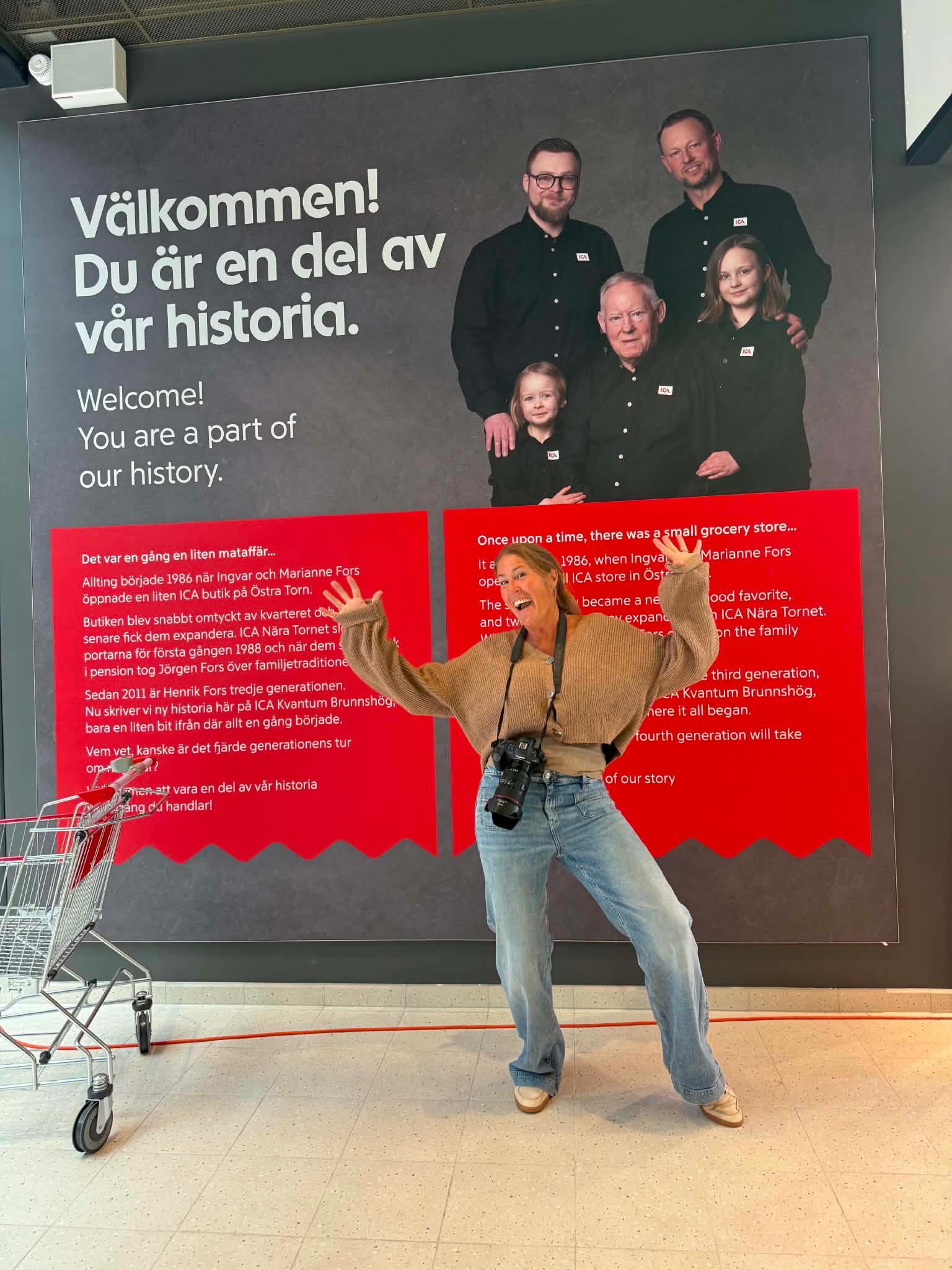Det är riktigt roligt att ha fått vara del av Ica kvantum Brunnshög. Dessa bilder tog vi tidigare i vår och att se dem uppe på plats var riktigt roligt.Jag vill verkligen tacka för förtroendet ❤️.Jag flyttade till min studio på Brunnshög för 4 år sedan och området har verkligen växt. Det är så spännande att vara en del av resan med både företag och samarbeten.Att besöka denna fantastiskt fina och moderna Ica butik är ett måste samt att upptäcka allt runtom!#brunnshög #brunnshögstorget #lund #icakvantumbrunnshög